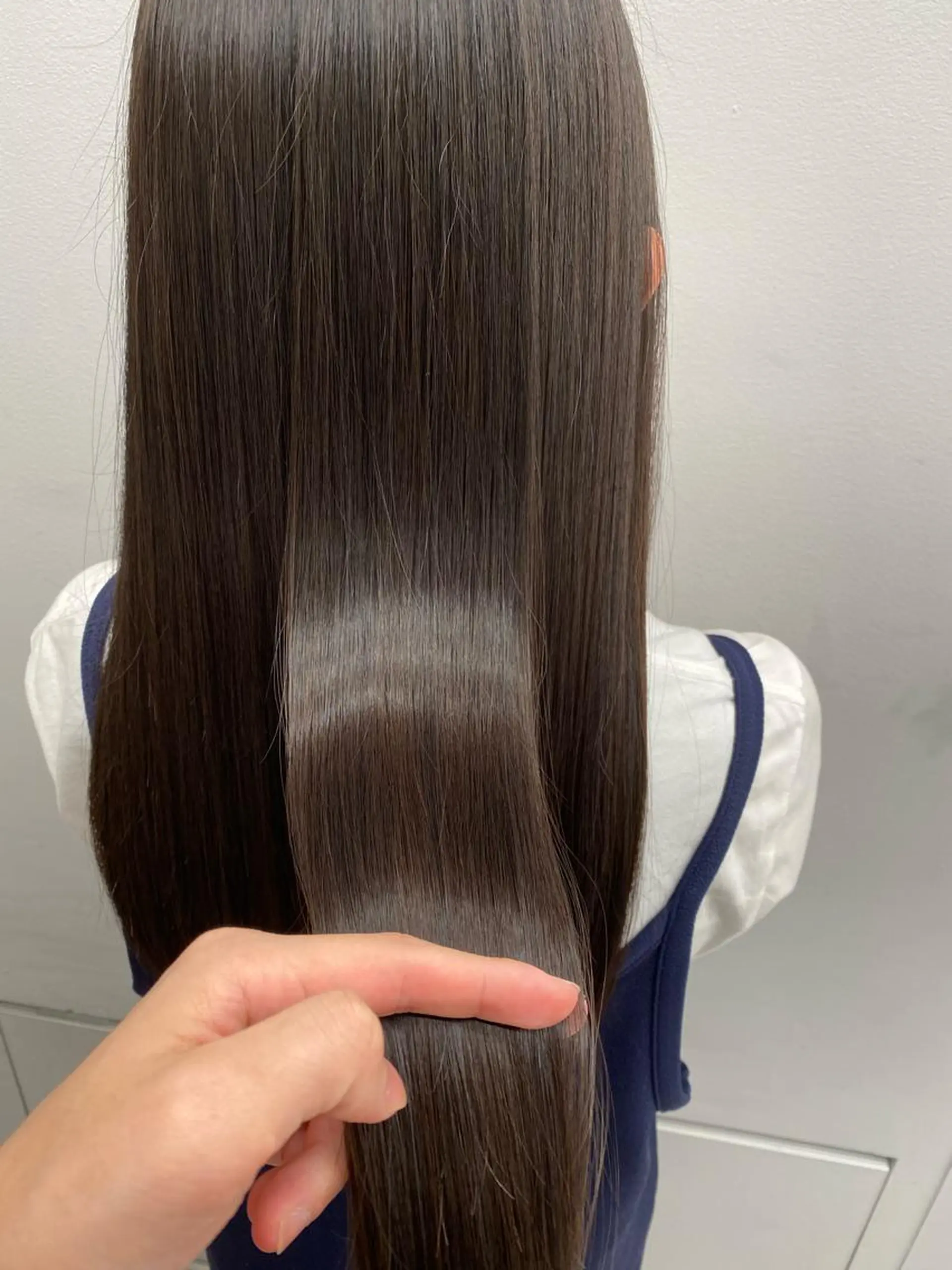 ミディアム カラー パーマ ヘアアレンジ メンズ キッズ ネイル マツエク・マツパ レイヤーカット/ 髪質改善/羽柴りくのヘアスタイル