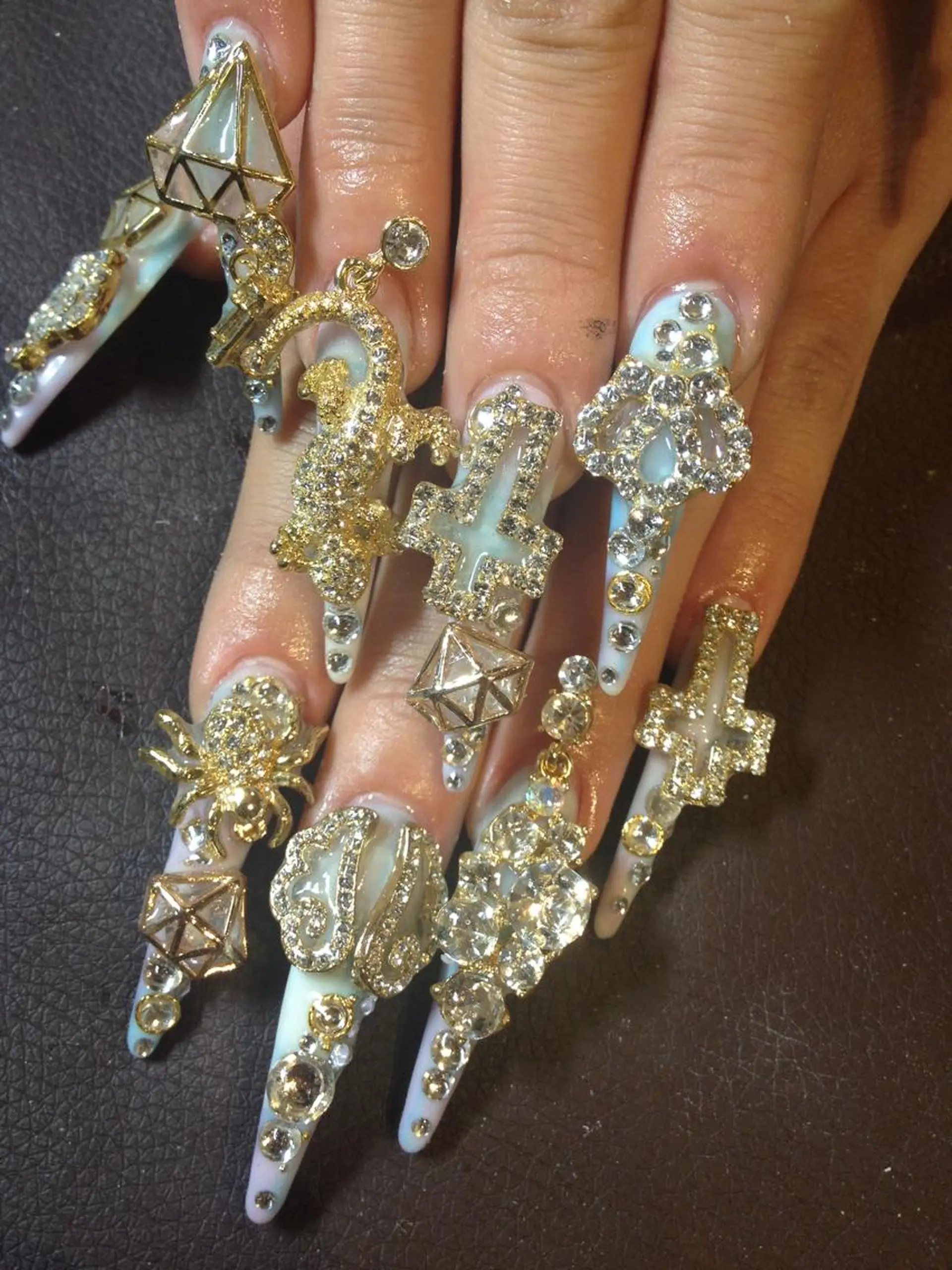 ネイル chatblanc ♡のネイルデザイン