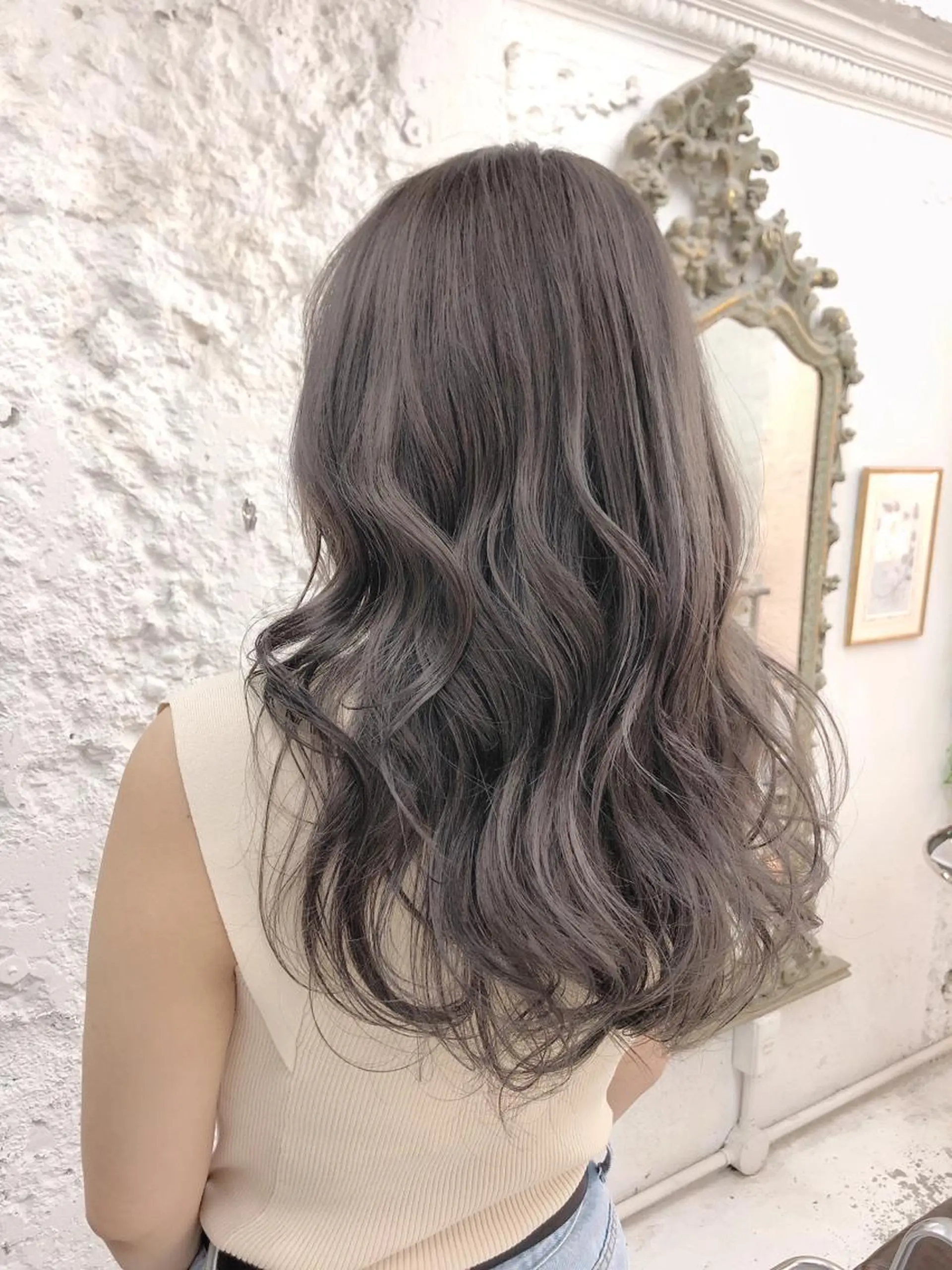 ロング カラー ベージュカラー 夏山 秀憲のヘアスタイル