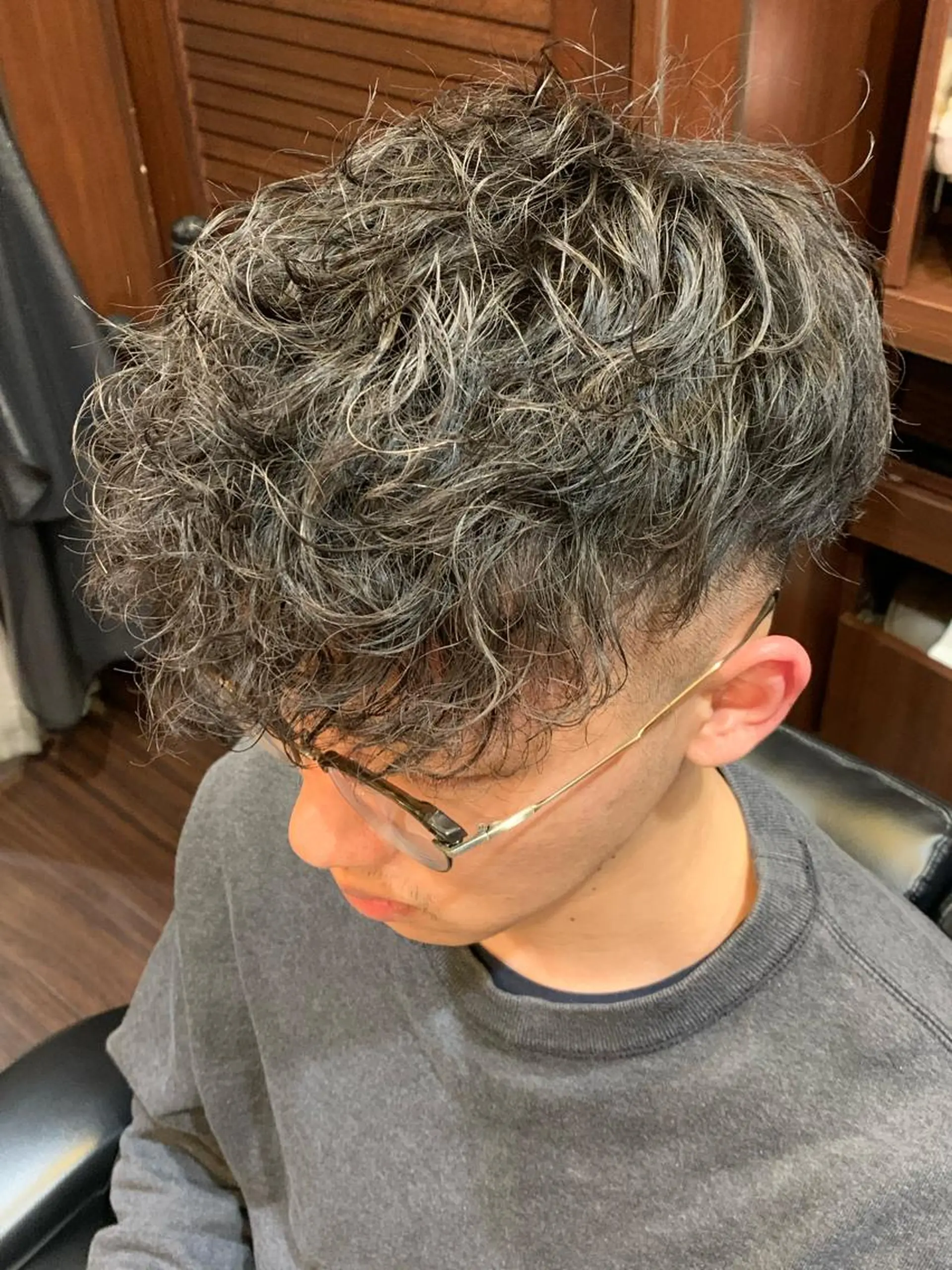 ショート パーマ メンズ 羽木 隆徒のヘアスタイル