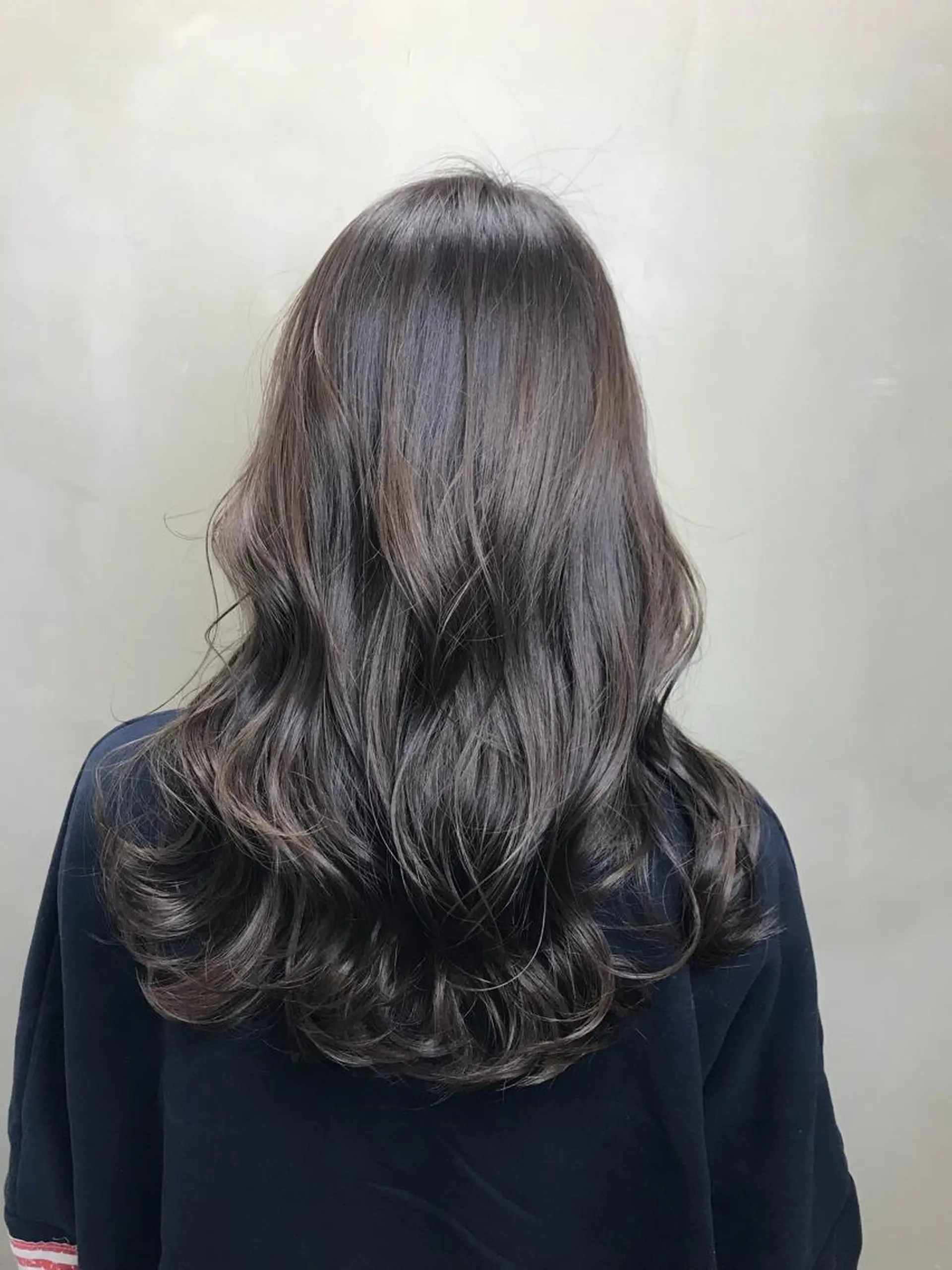 セミロング カラー グレージュ イルミナカラー 【透明感、艶髪】西村 有司のヘアスタイル