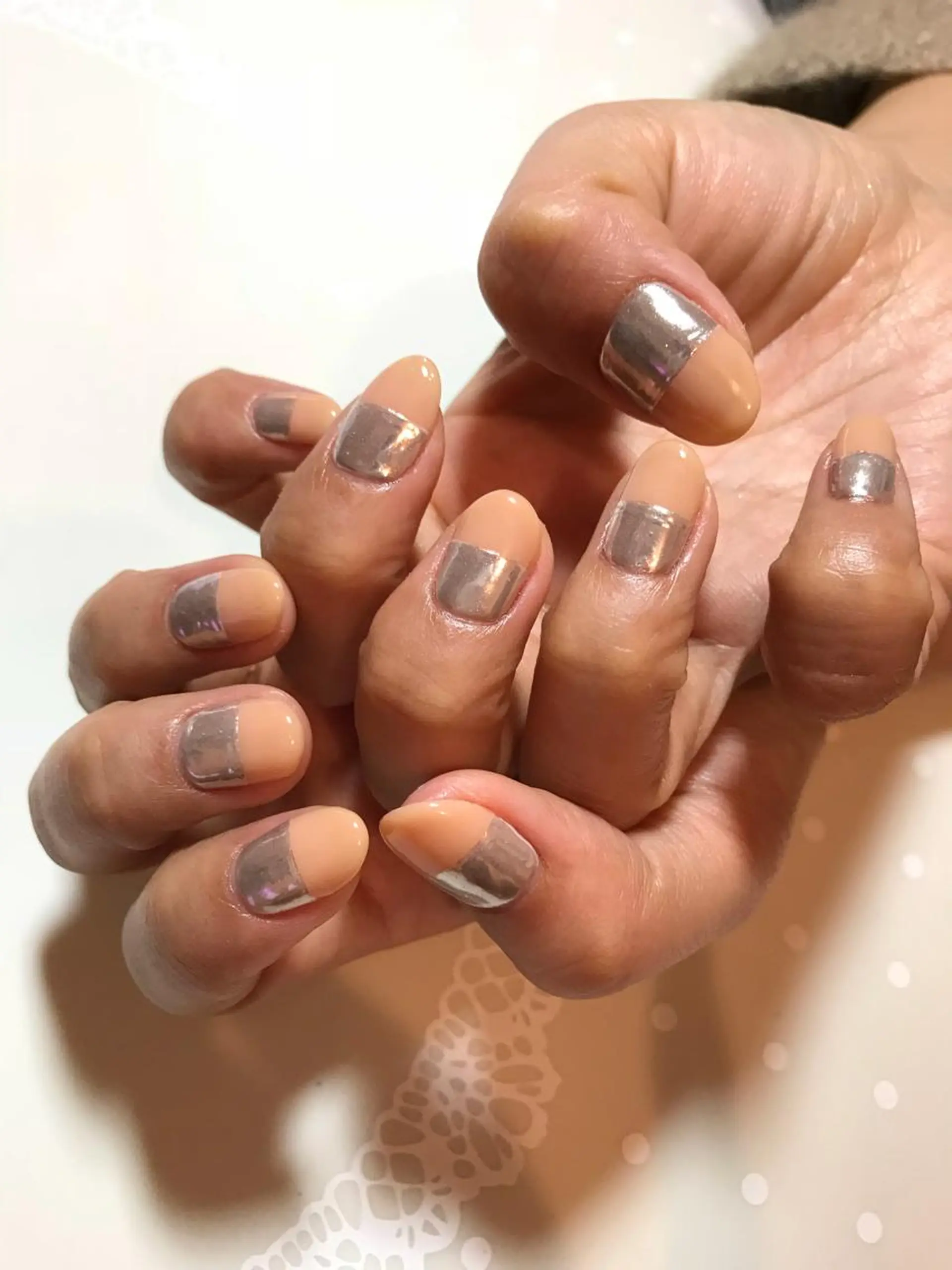 ネイル フレンチネイル ミラーネイル atelier chic+のネイルデザイン