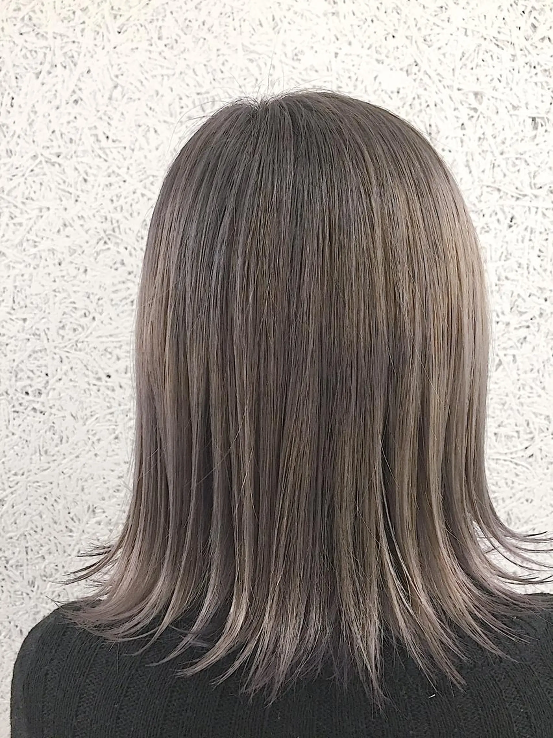 ミディアム カラー ヘアアレンジ アディクシーカラー アッシュ バレイヤージュ ブリーチ ブロンド ヘアカラー トリートメント ヘアセット ✨ハイクオリティ✨ 山本香也のヘアスタイル