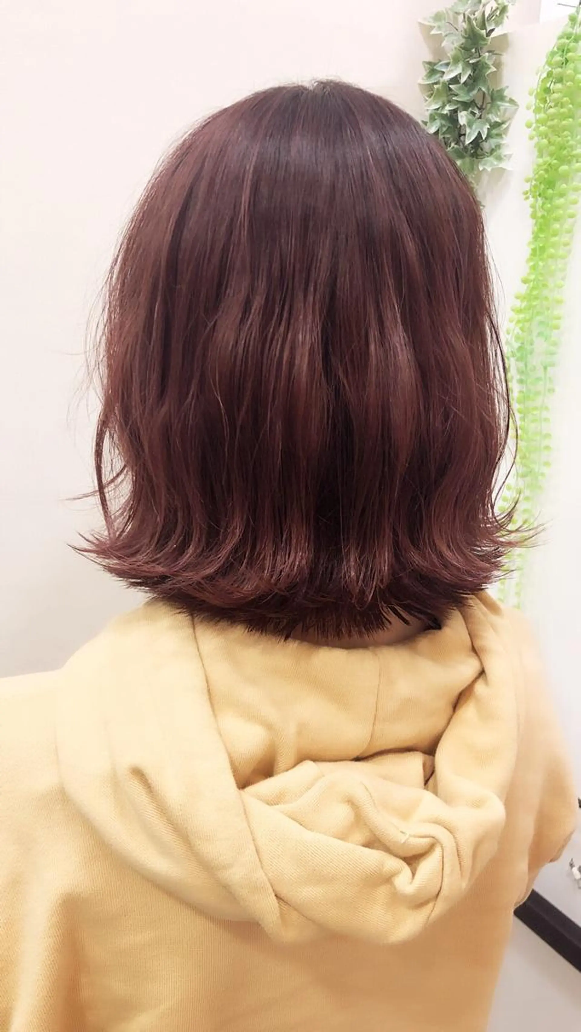 セミロング カラー ハイライトカラー ピンクカラー ハイライト 福島 雪華のヘアスタイル