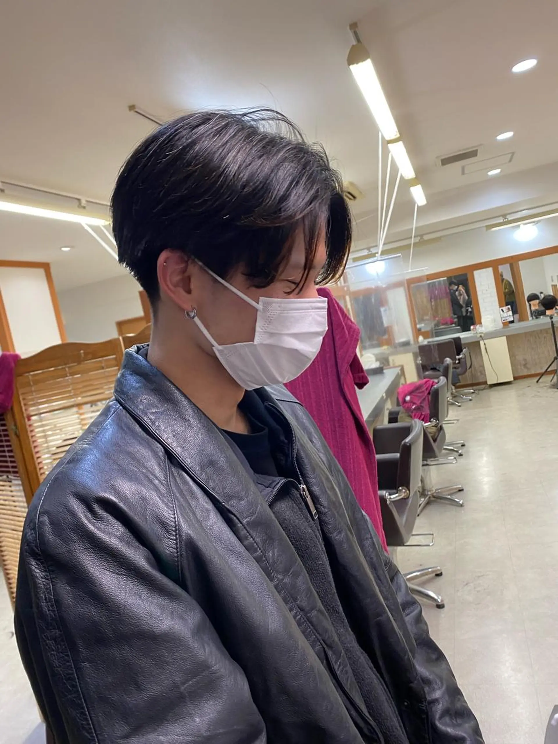 ショート ブリーチカラー🫧 森　凪沙のヘアスタイル