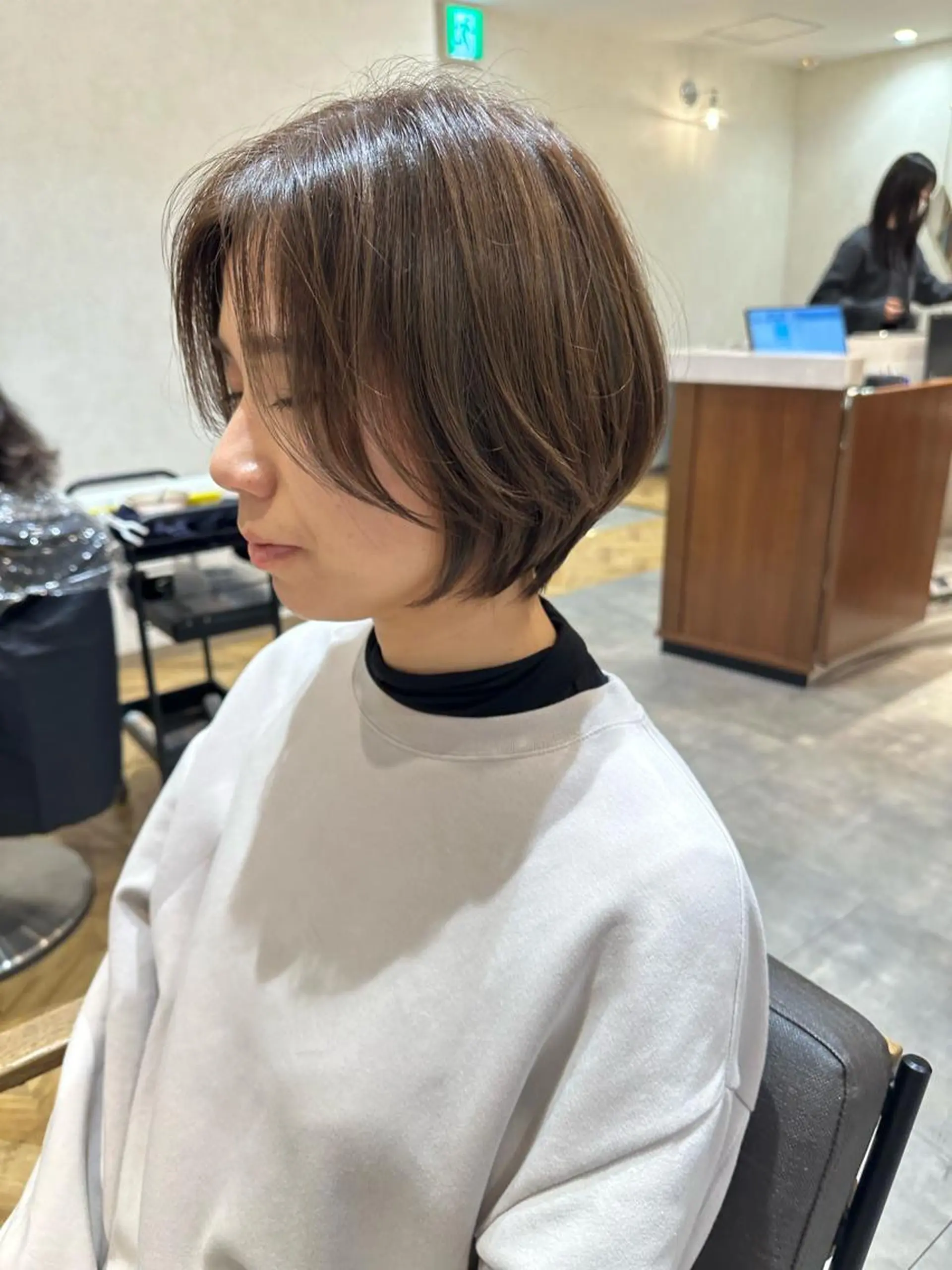 ショート ボブ ショートヘア 小顔カット かえ🩶韓国ボブ🎀 透明感カラー🥣のヘアスタイル