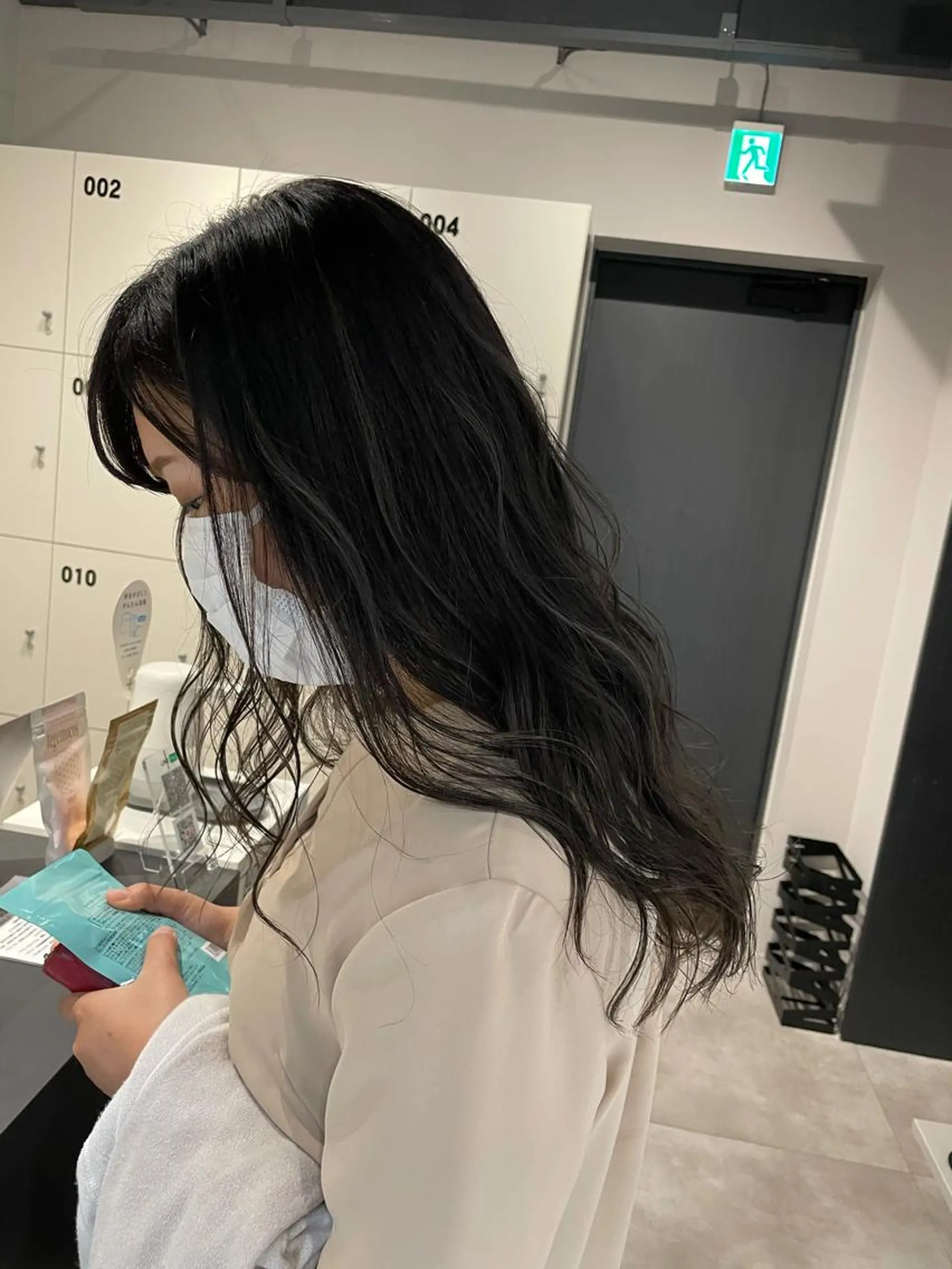 ミディアム カラー ハイライトカラー ハイライト ブリーチ👩‍🦳/ ‪✂︎MANAMIのヘアスタイル