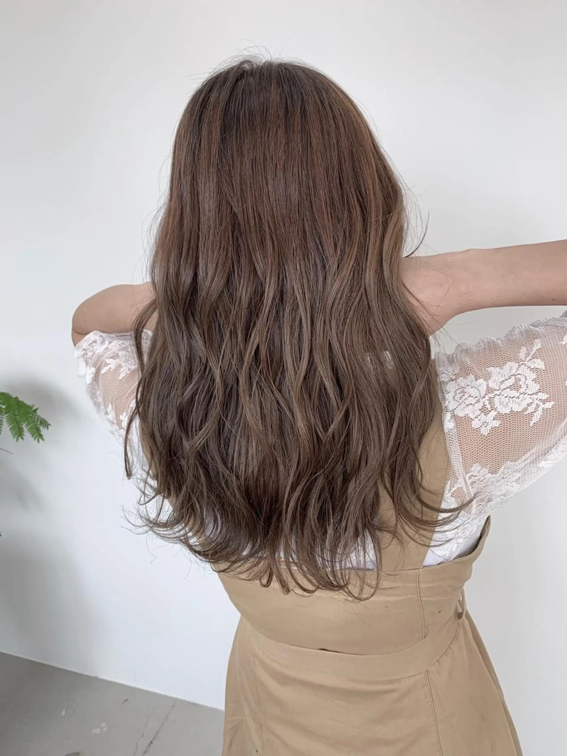 セミロング 山田 絵里菜のヘアスタイル
