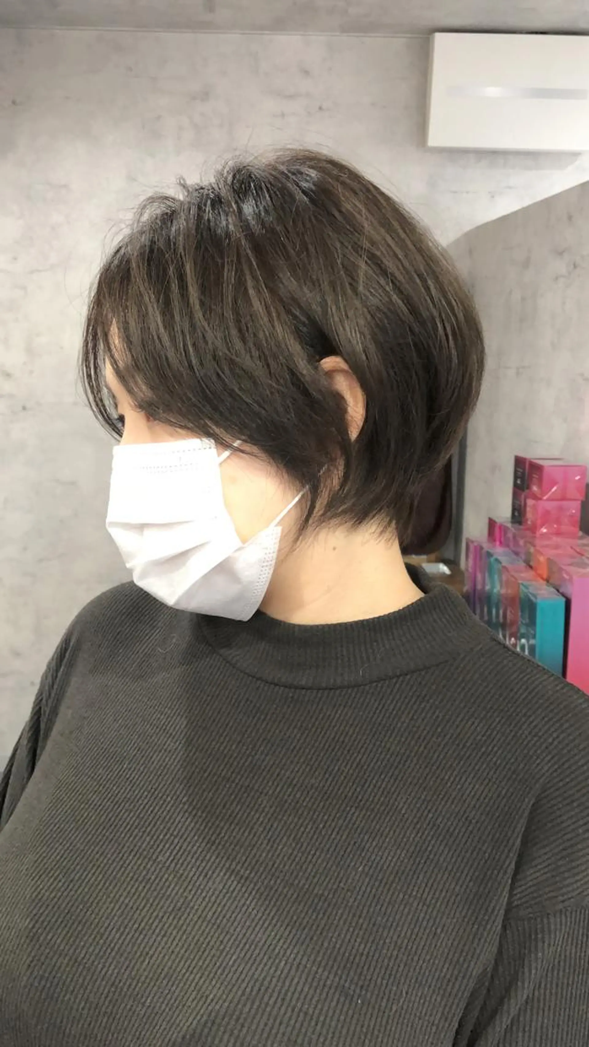 ショート カラー ウルフ/デザイン/ 大阪/タカハシユウキのヘアスタイル