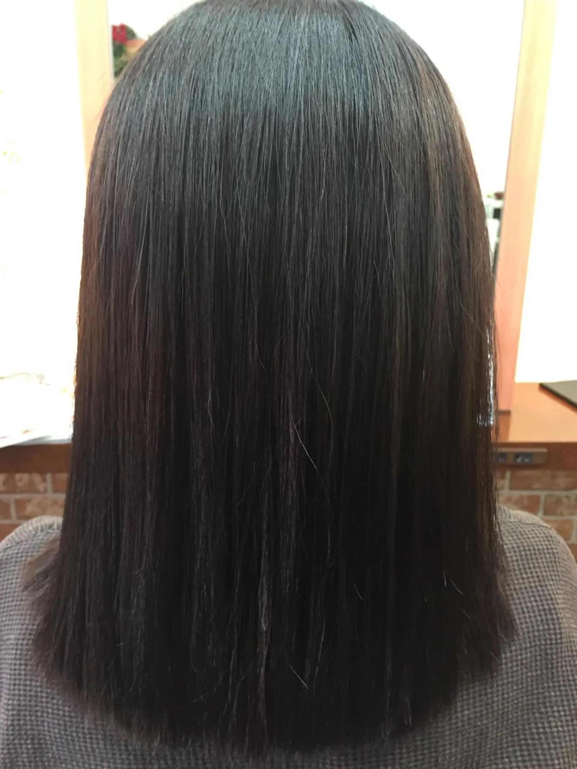 セミロング パーマ 桧山 真のヘアスタイル