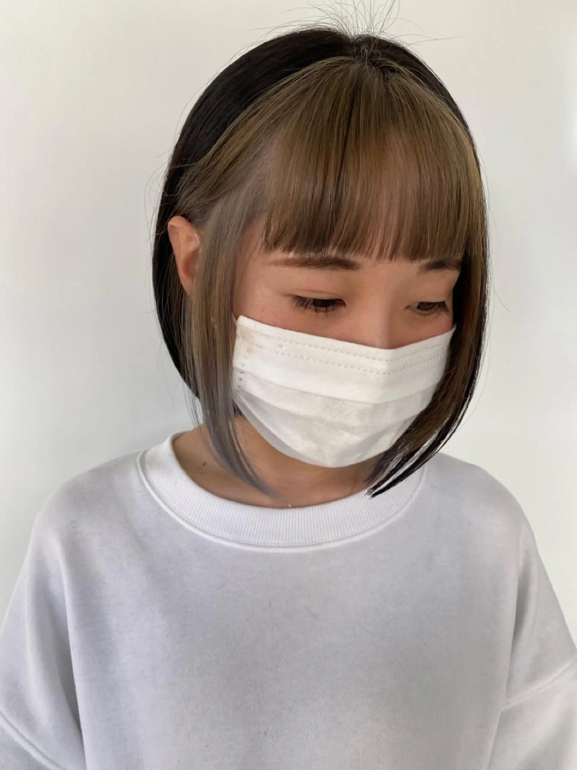 ミディアム カラー KOOKI スティードトーキョーのヘアスタイル