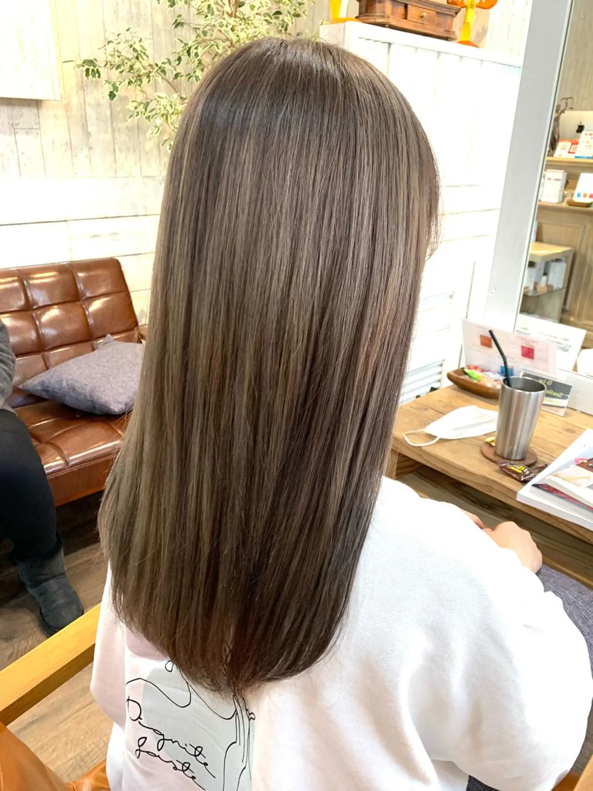 ロング カラー 初めてでも失敗しない 透明感カラー　Miiのヘアスタイル