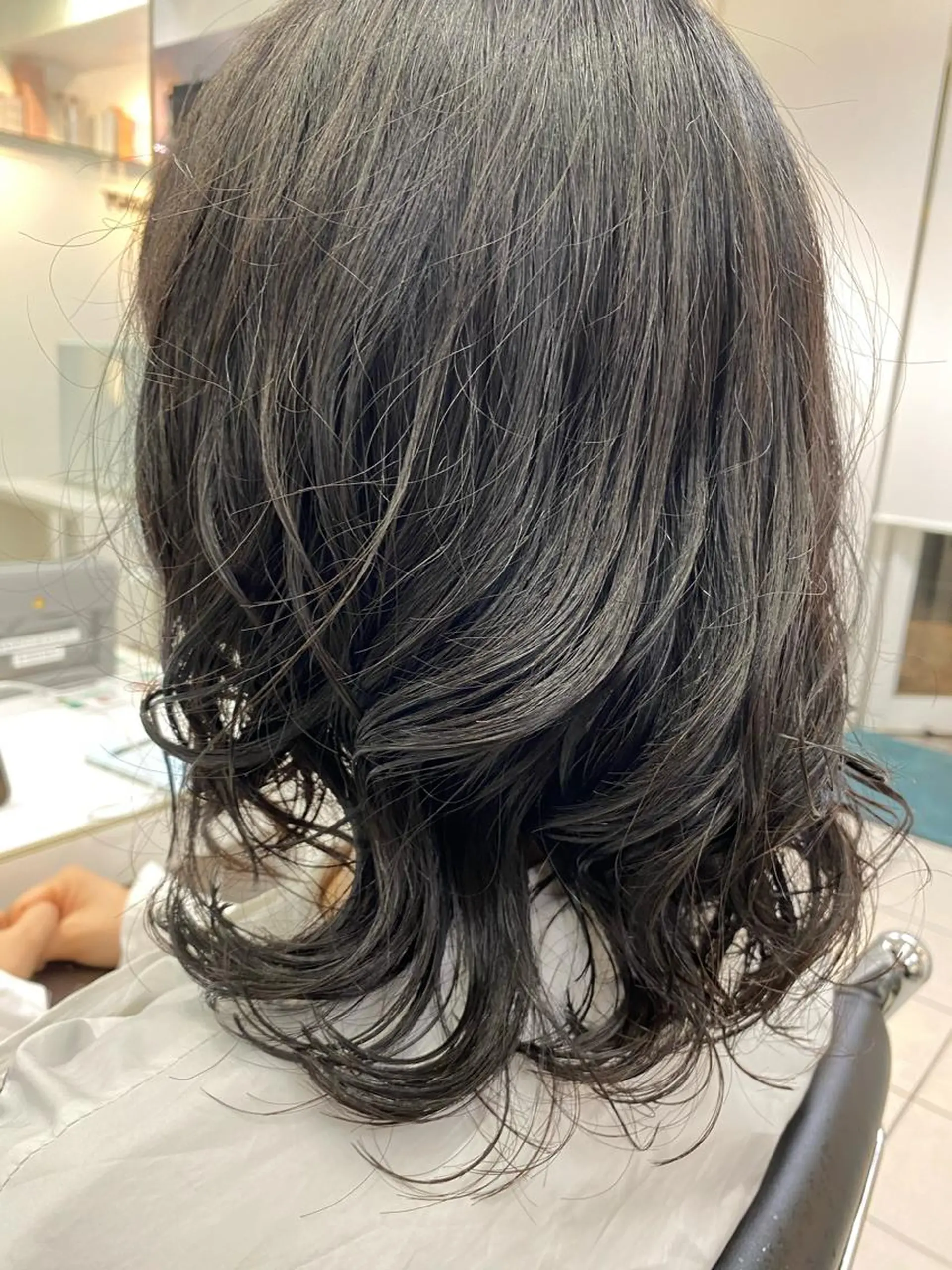 ミディアム パーマ 星野 菜月のヘアスタイル