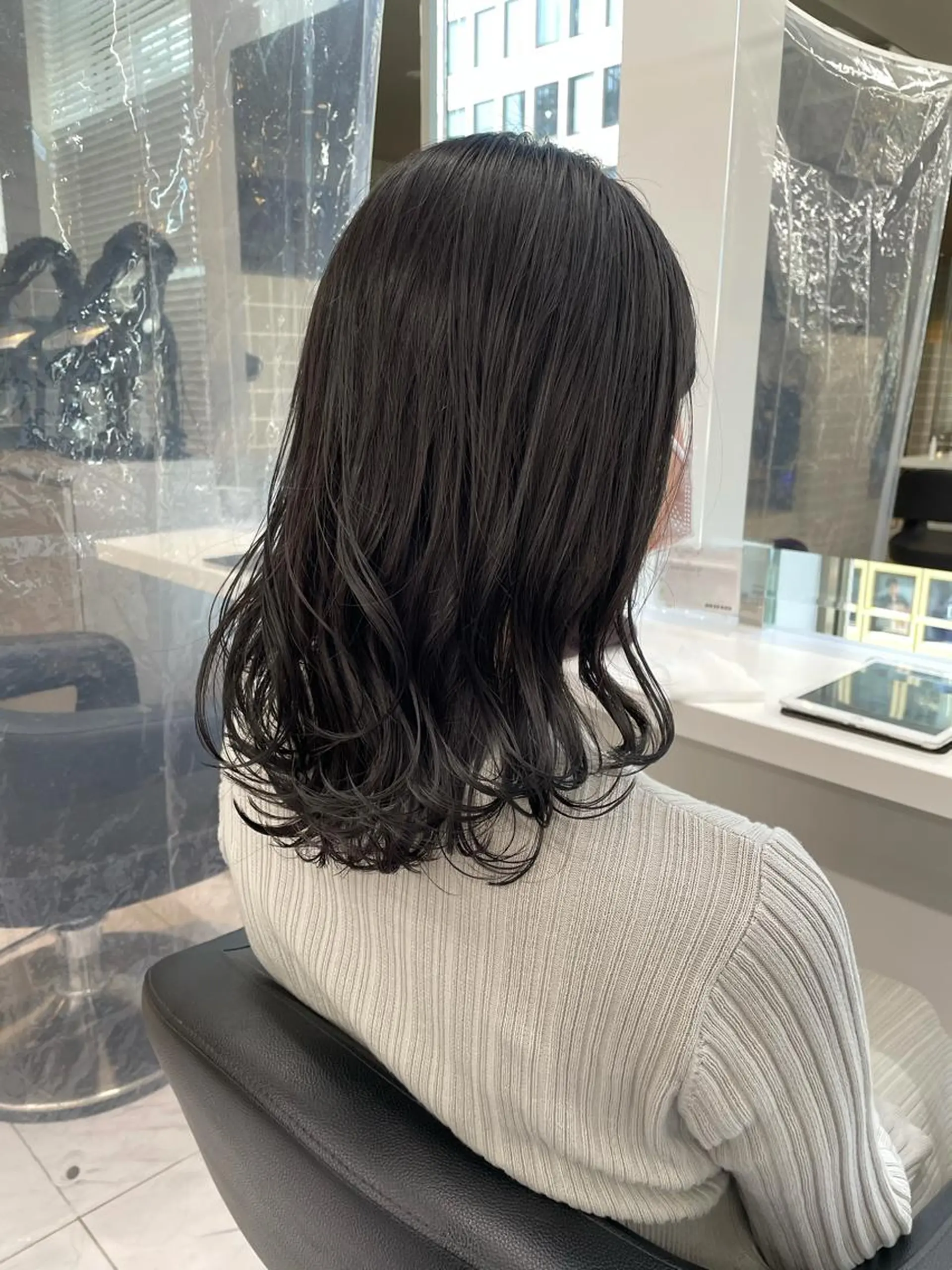 セミロング 【美容室が苦手な方 専問美容室】MIHOのヘアスタイル