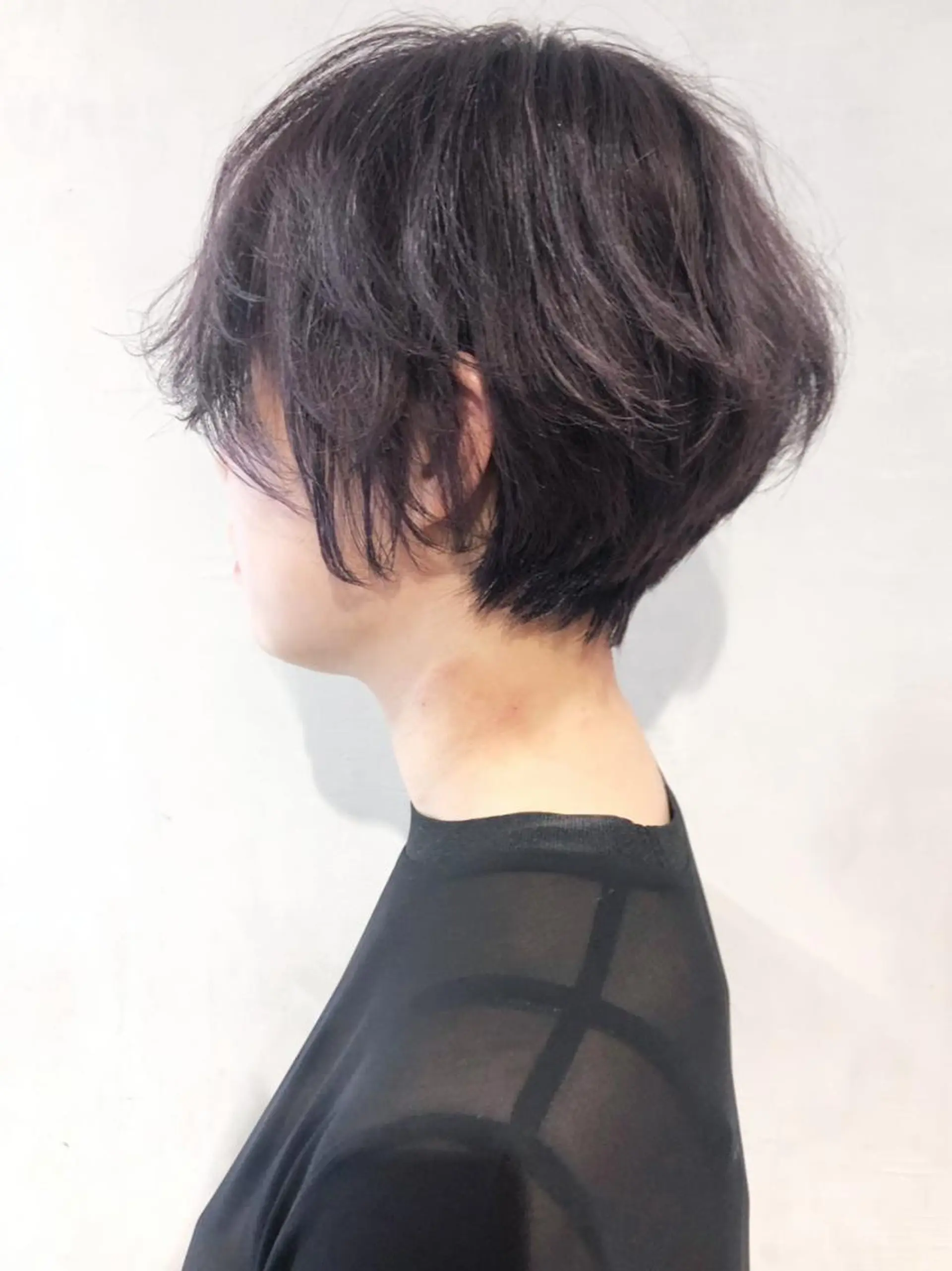 ショート カラー パーマ ヘアアレンジ パープルカラー ショートヘア ITbyALBUM 中野店のヘアスタイル