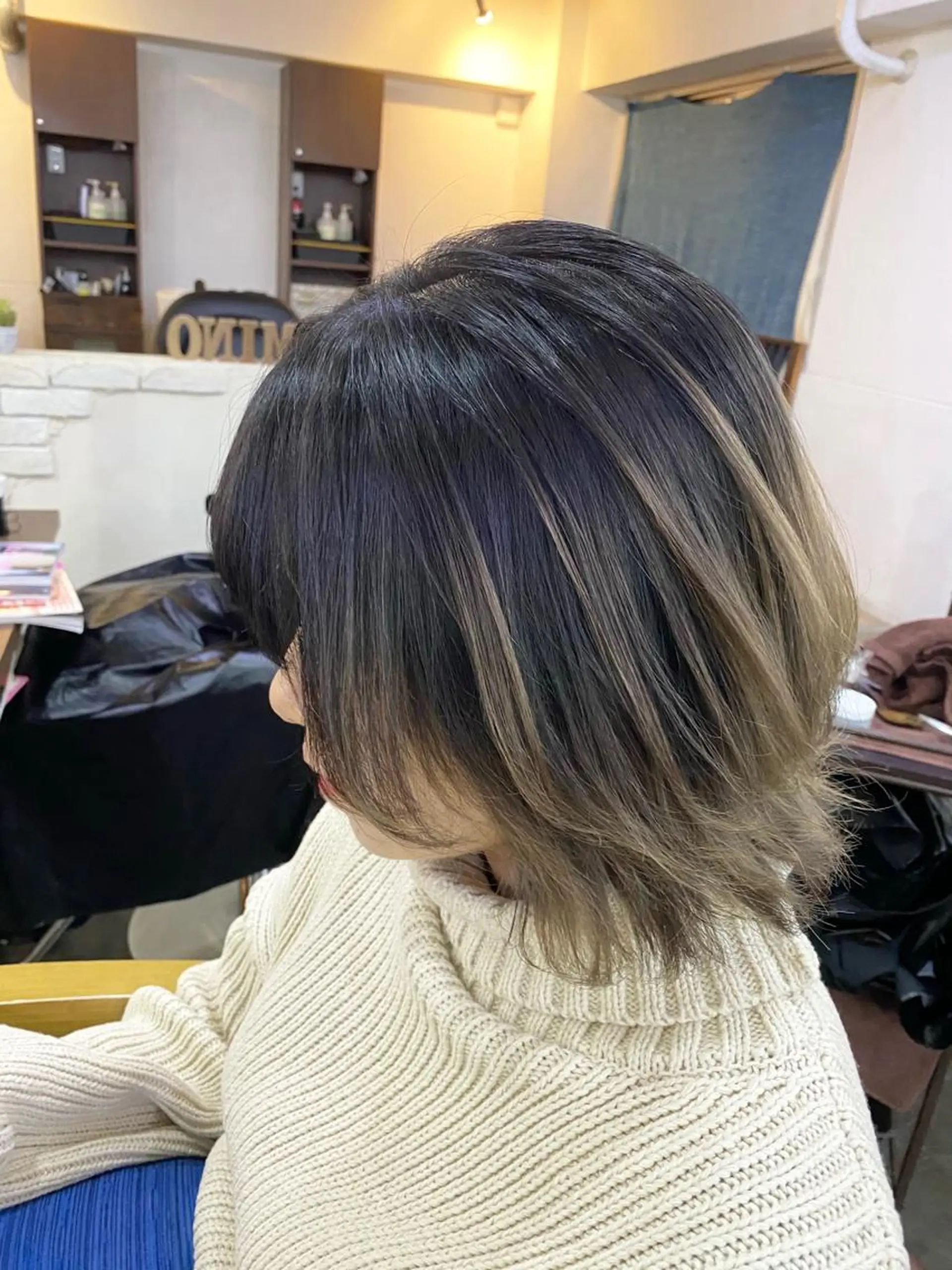 ミディアム カラー ヘアアレンジ 【艶髪×韓国風】 毛流れ職人 RYOのヘアスタイル