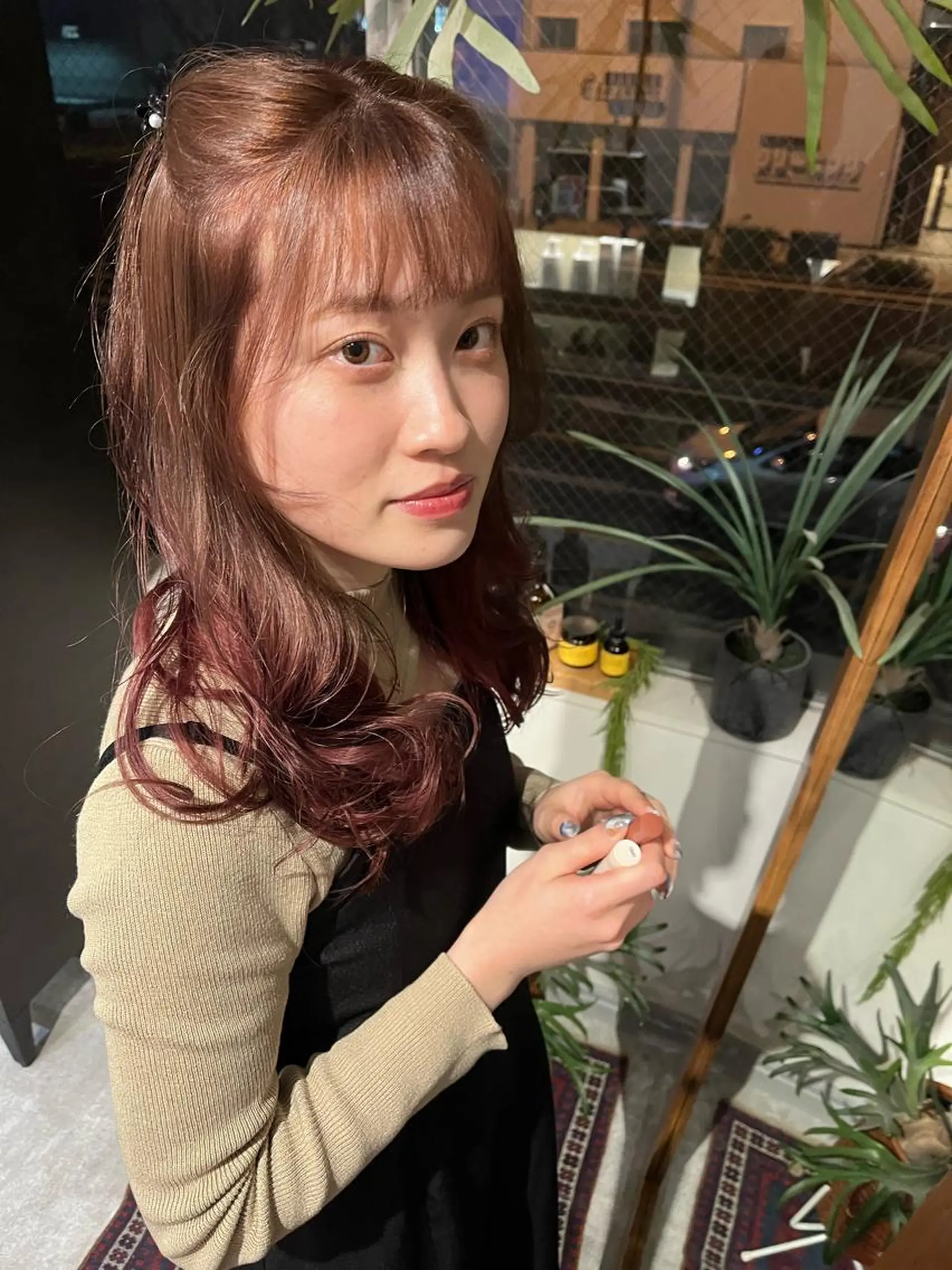 セミロング SIKI yuuna レイヤーカット🪽のヘアスタイル