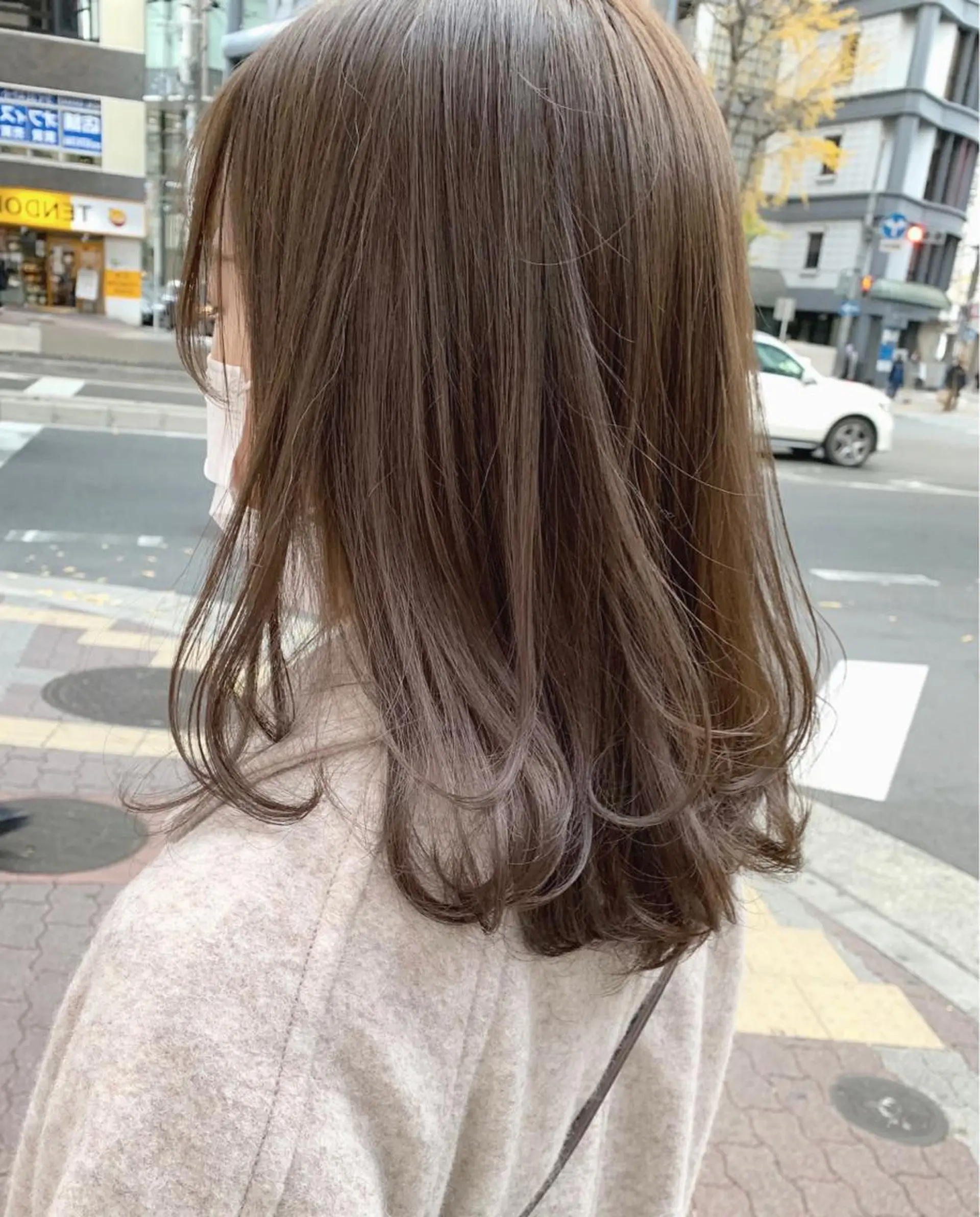 ミディアム カラー カット ヘアカラー トリートメント 樫原裕二/レイヤー カット/透明感カラーのヘアスタイル
