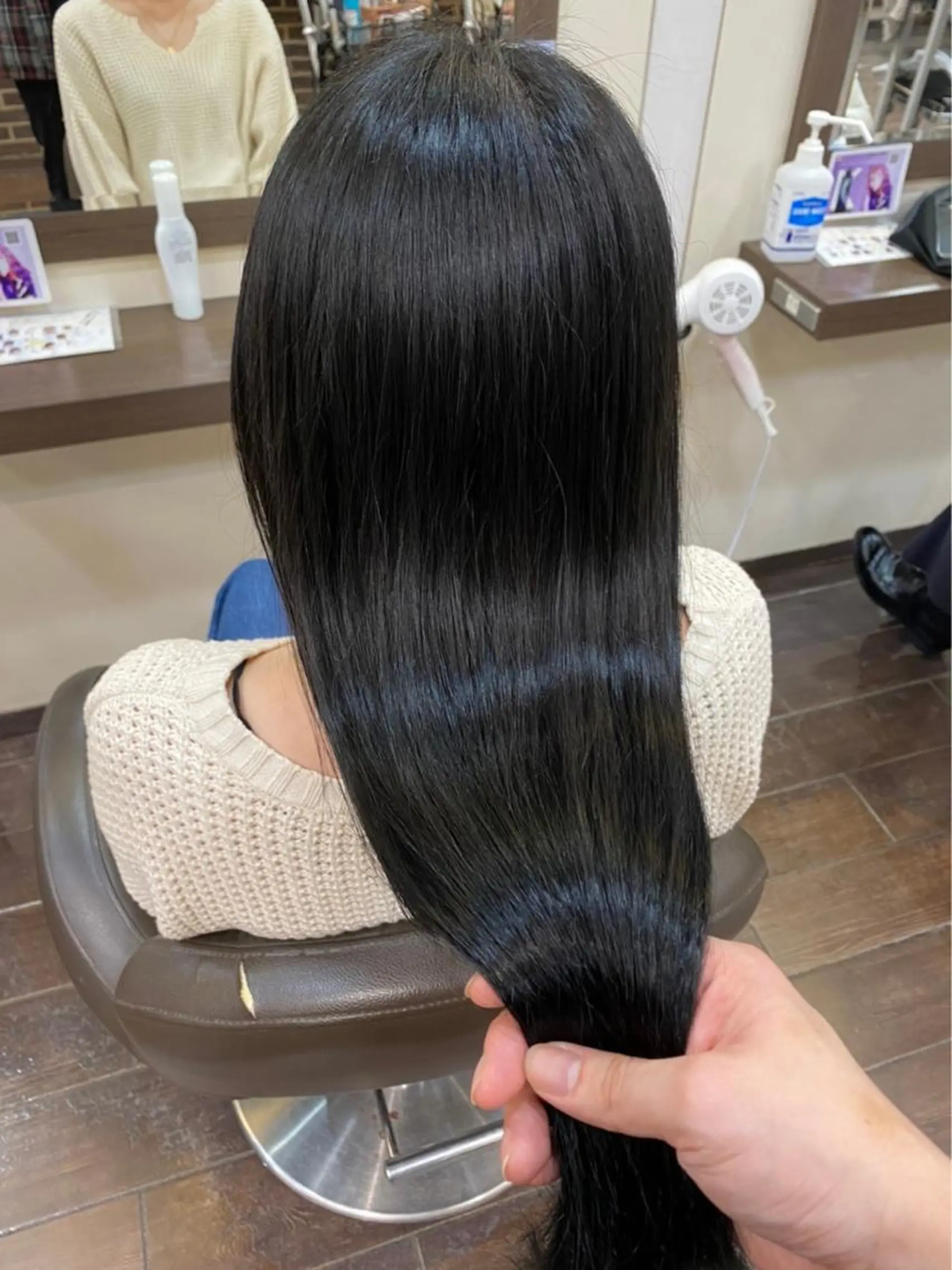 ロング 個性派ネイル 🌼 ハルカ ♡の眉毛・アイブロウイメージ