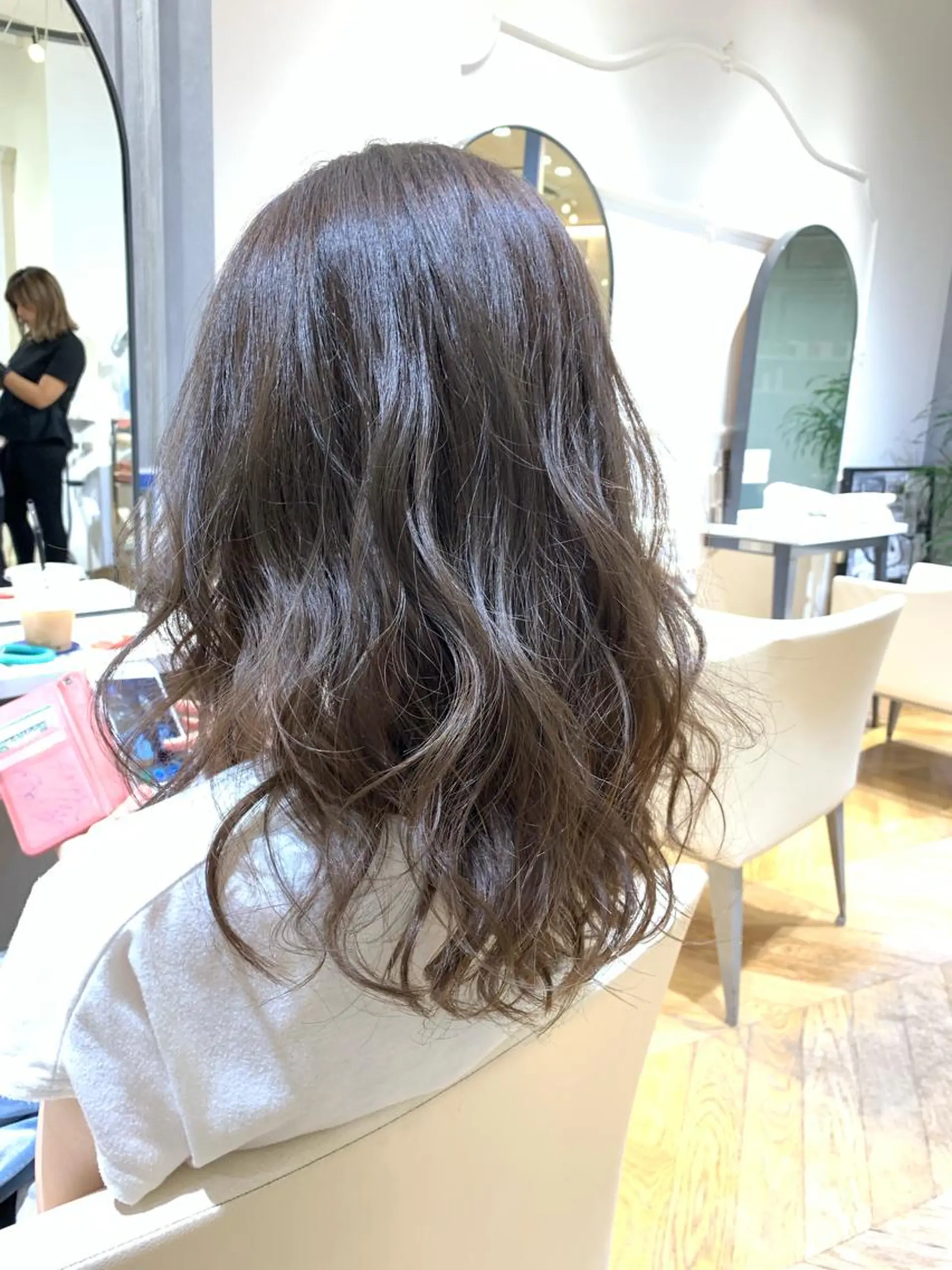 ロング reve所属・乾かすだけで艶髪酸性 ストレート髙橋悠耶のヘアスタイル