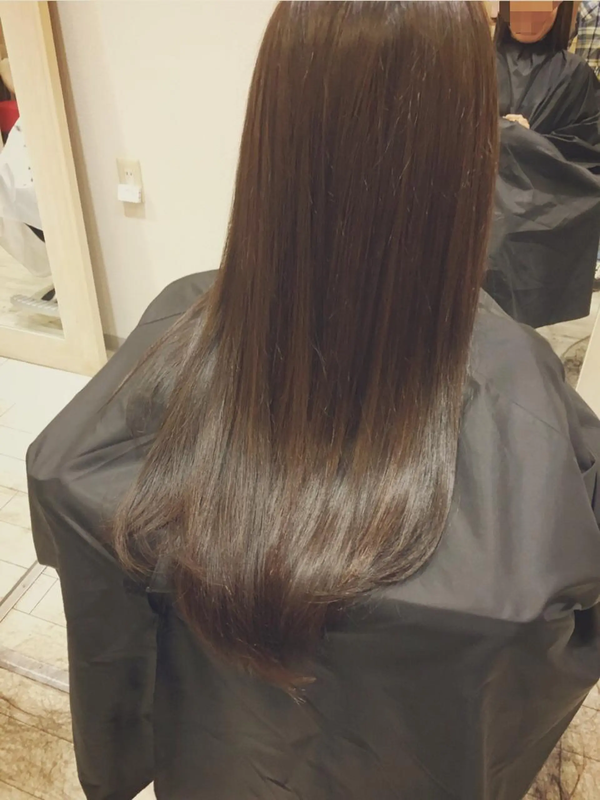 ロング カラー 堀 嘉照のヘアスタイル