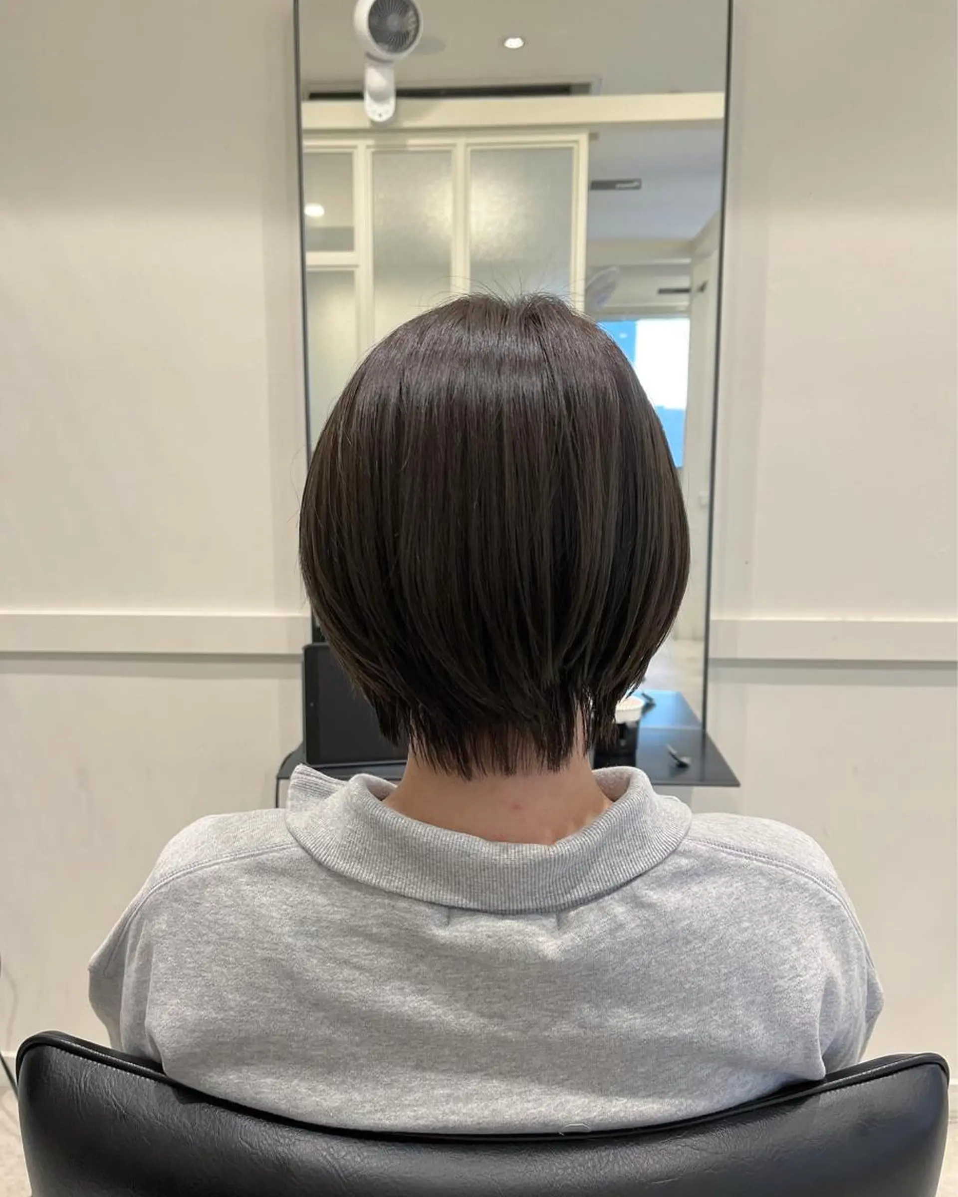 ショート カラー 丸みショート グレージュ ショートヘア 🫧こおりやま なつみ🫧のヘアスタイル