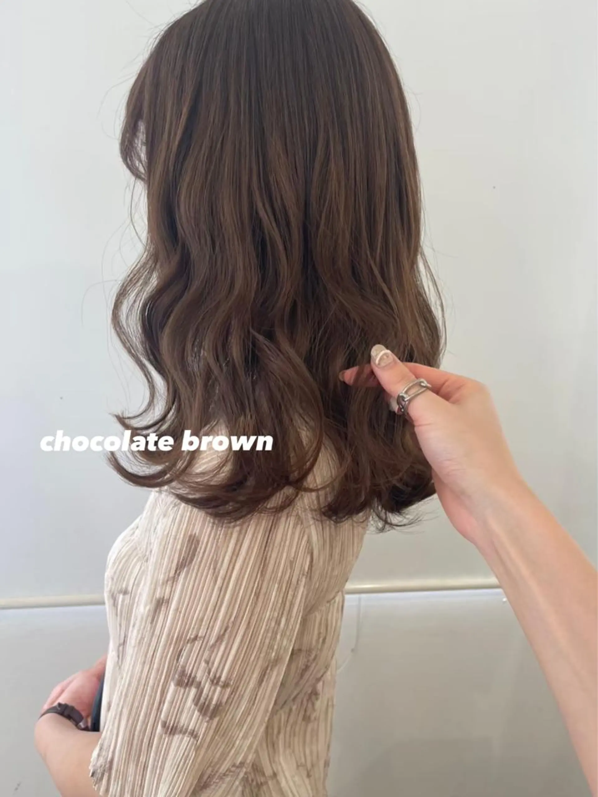 ミディアム カラー ヘアカラー トリートメント GOODDAY ヘアサロンのヘアスタイル