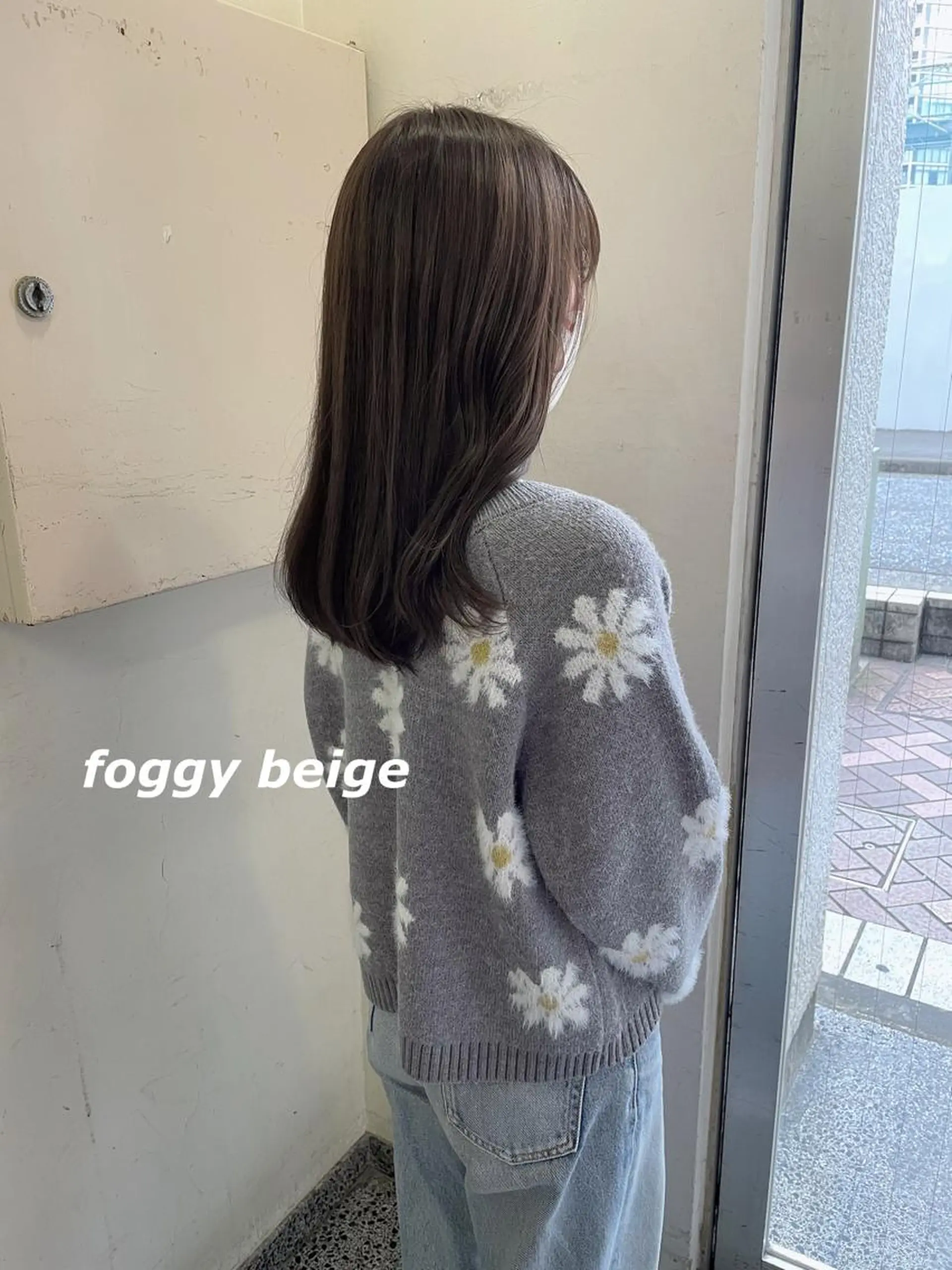 ロング カラー ベージュカラー 透明感カラー フォギーベージュ カット ヘアカラー トリートメント 切りっぱなしボブ ソノキユウカのヘアスタイル