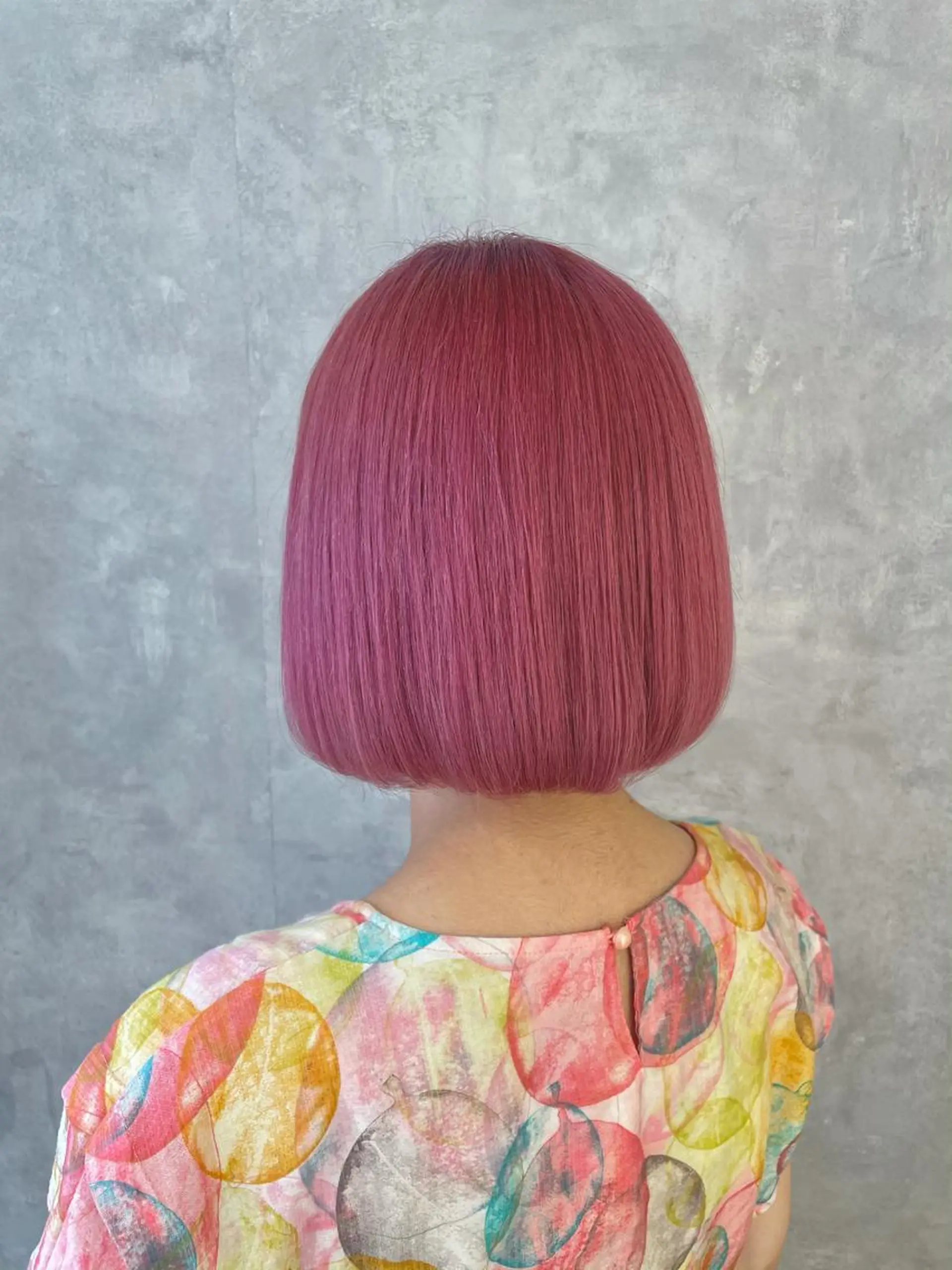 ミディアム カラー ブリーチ ケアブリーチ ピンクカラー 美髪カラー✨本間 貴広のヘアスタイル