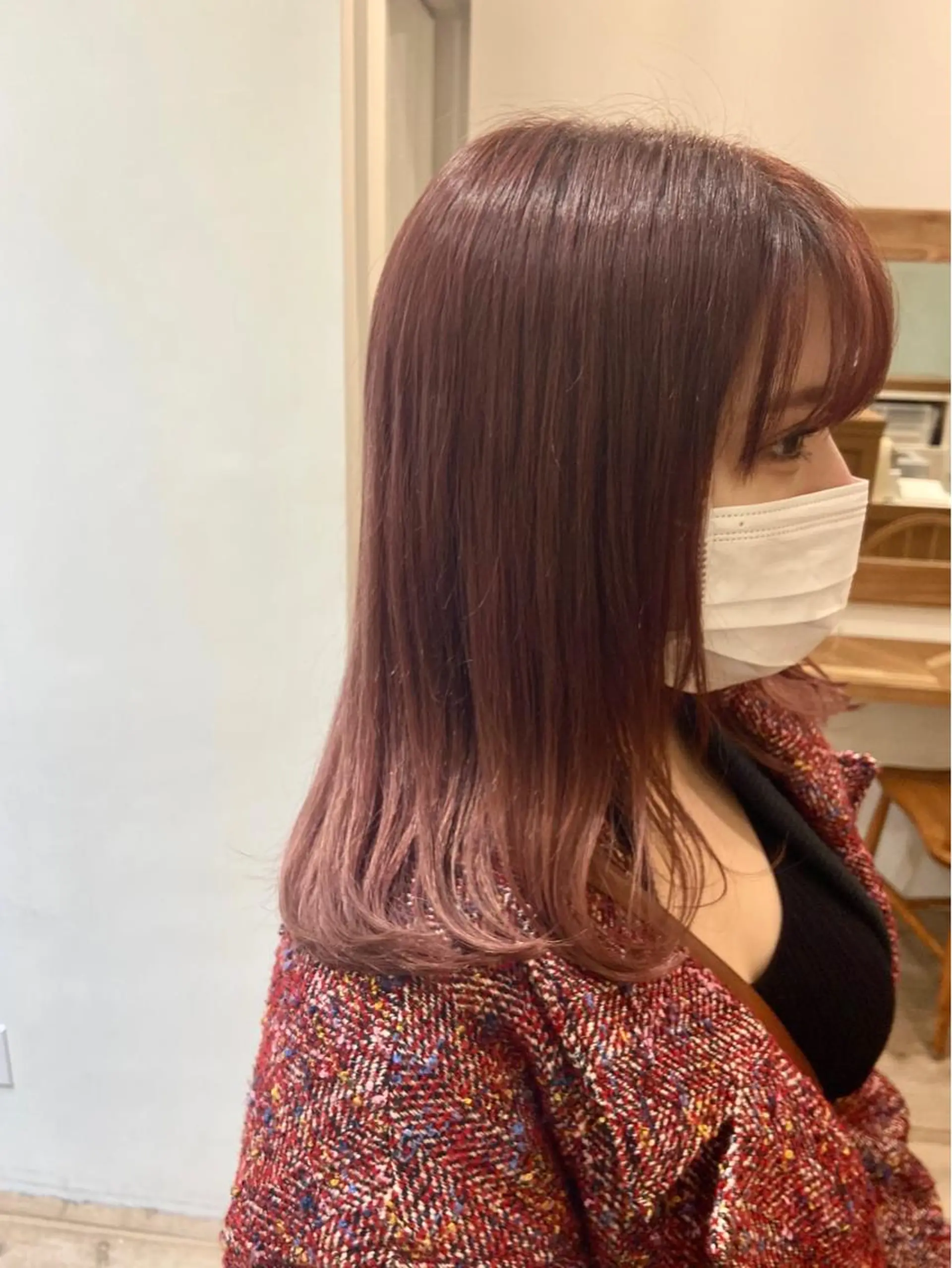 ミディアム ショート/ウルフ ハイトーン/カイセイのヘアスタイル