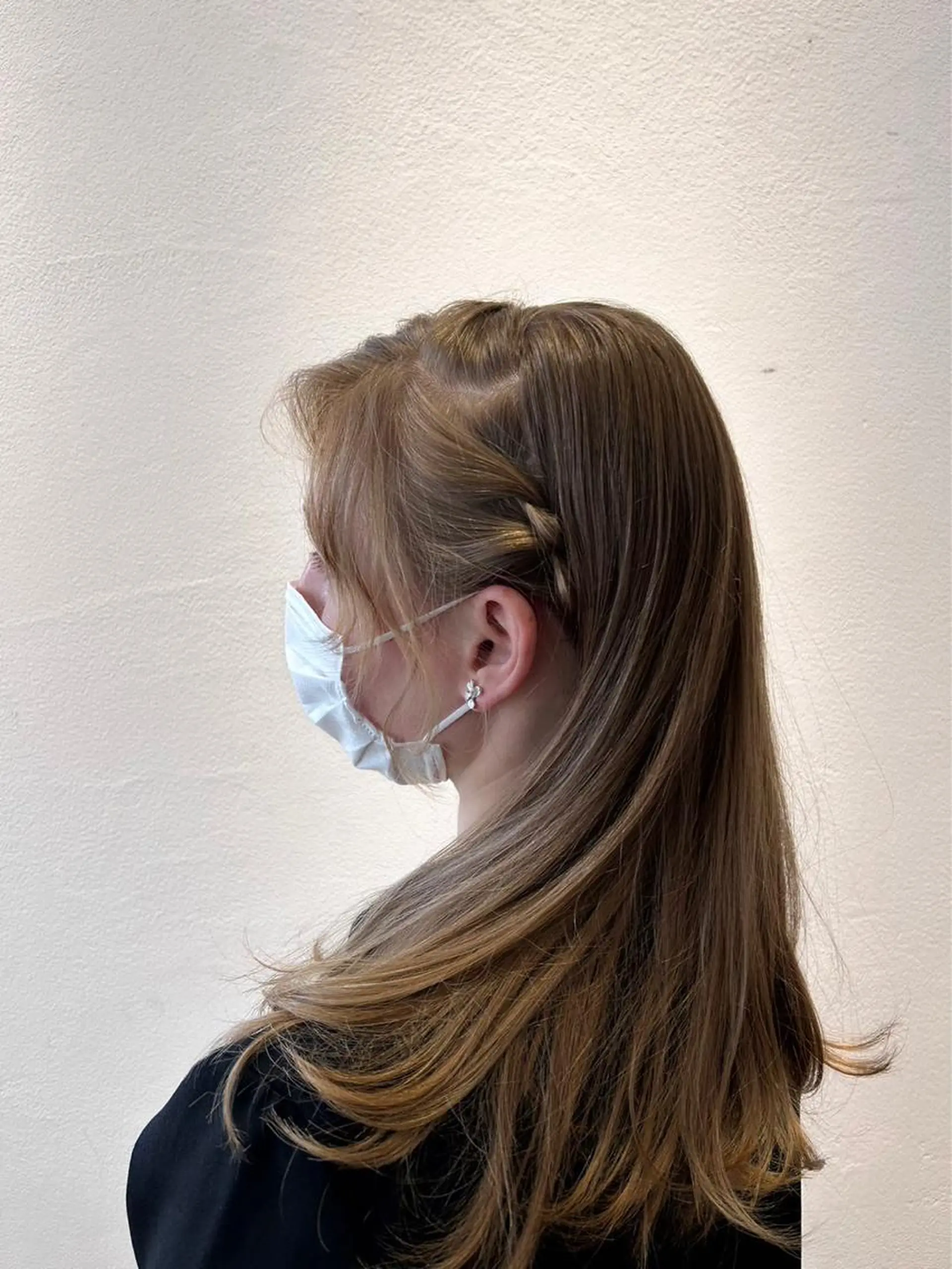セミロング ヘアアレンジ 外ハネヘア ヘアセット 成沢 モニカのヘアスタイル