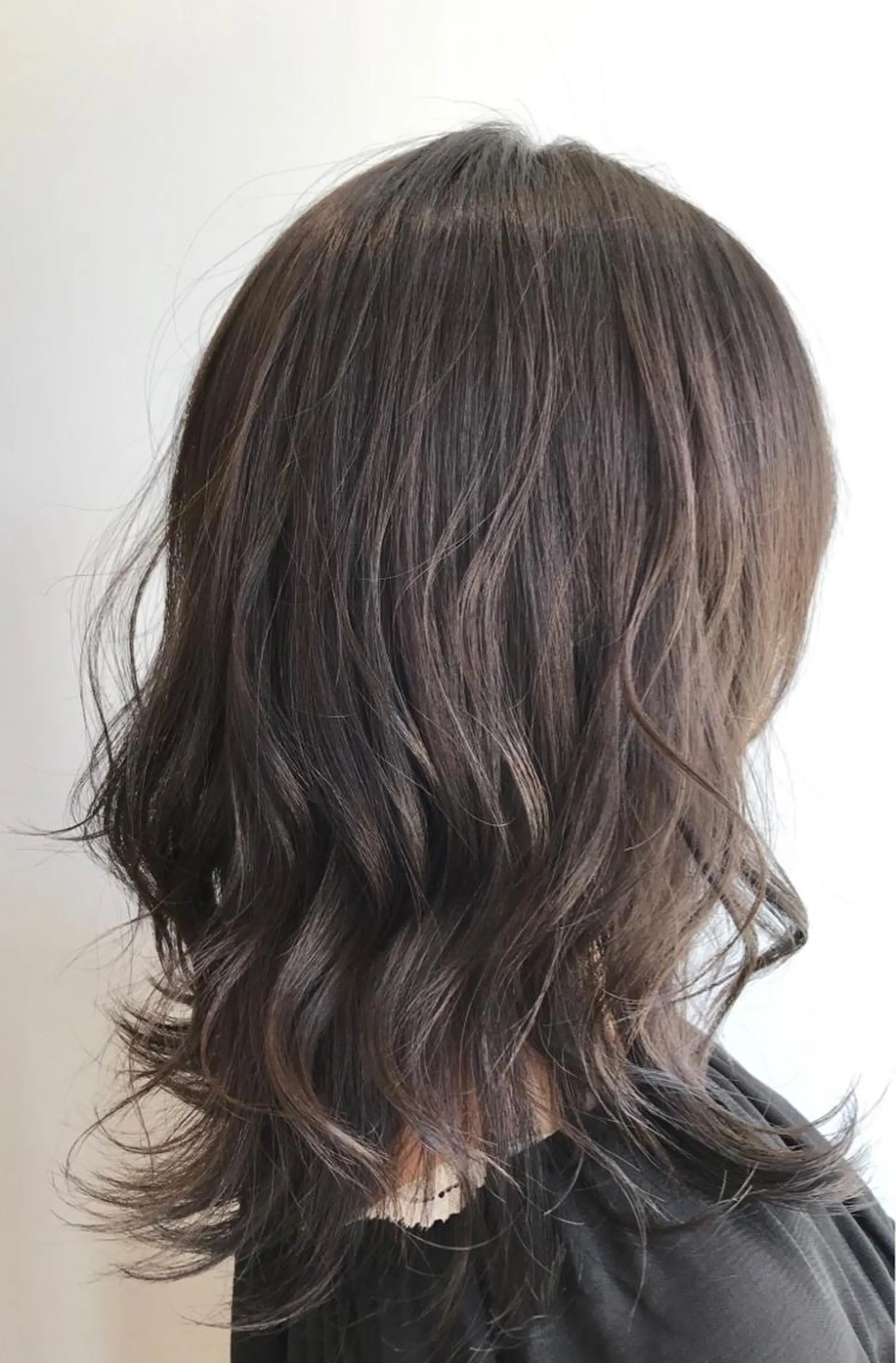 セミロング カラー レイヤーカット 外ハネヘア カット ヘアカラー トリートメント 【Zina札幌大通】 店長 福間 和也のヘアスタイル