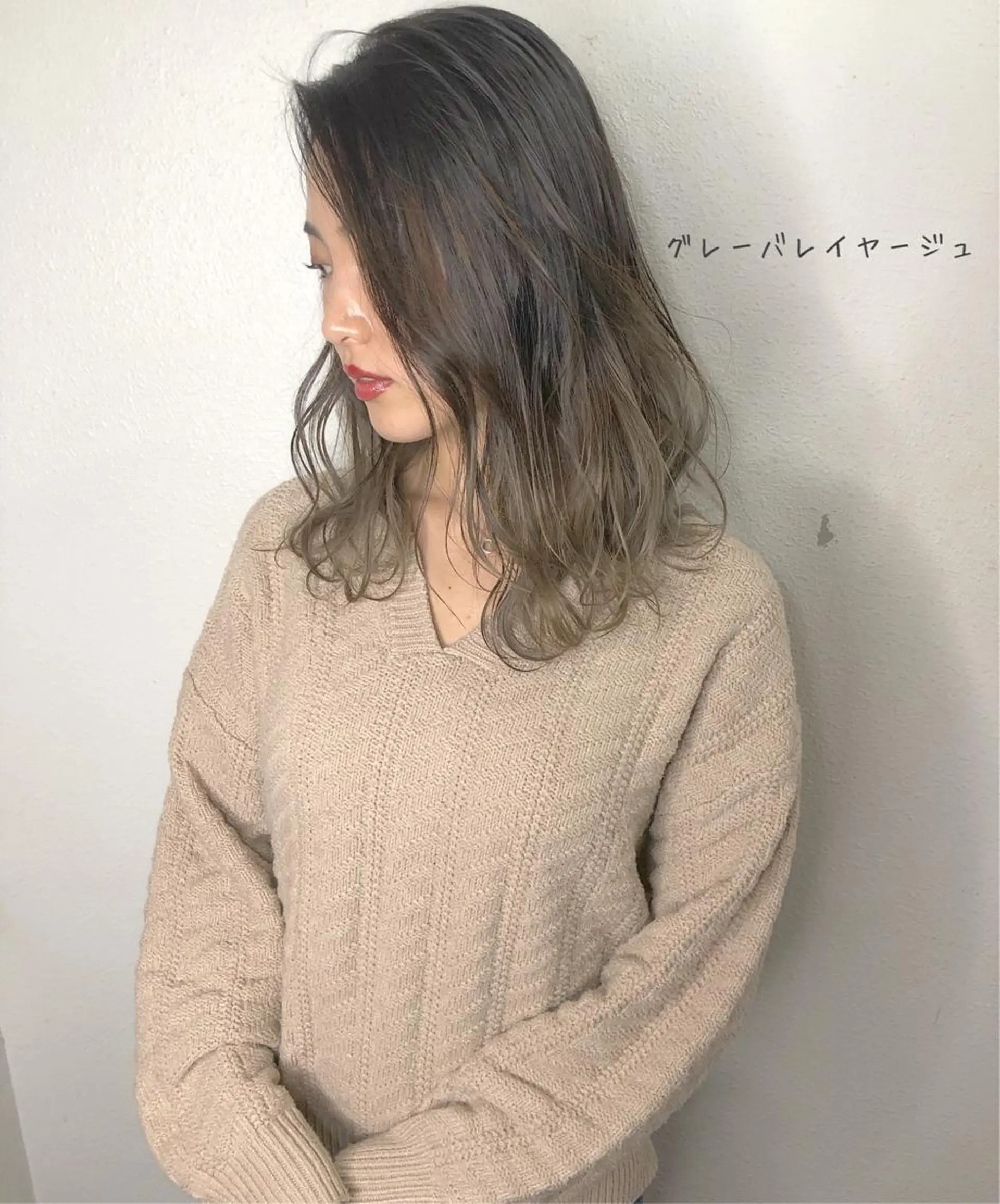 ロング カラー ブリーチ あさだ しゅうたろうのヘアスタイル
