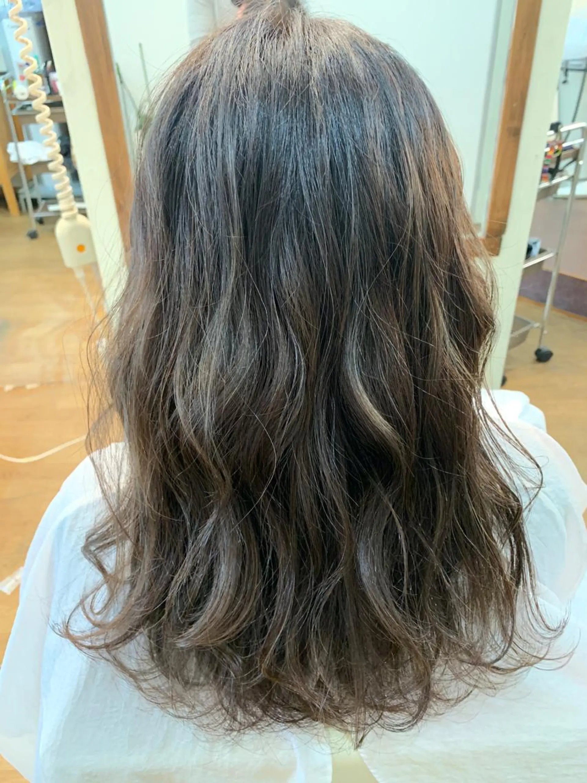 ミディアム カラー 清光 泰之のヘアスタイル