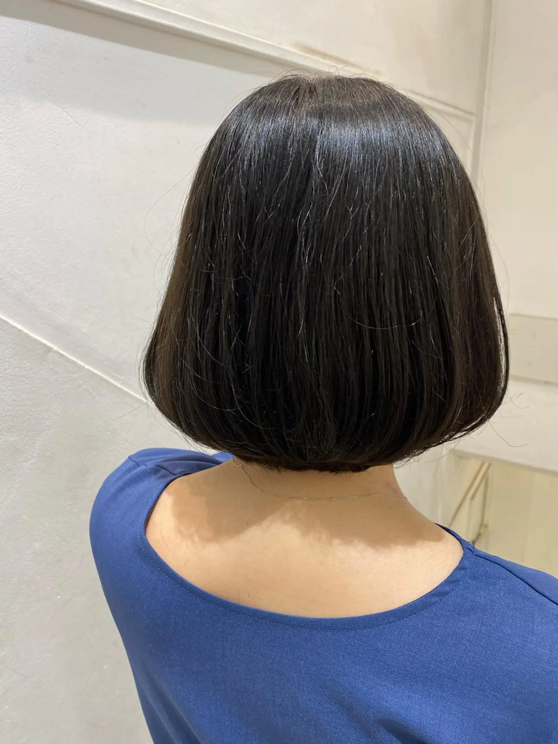 ショート ボブ ✨くびれスタイル✨️ 戸嶋穂乃香のヘアスタイル