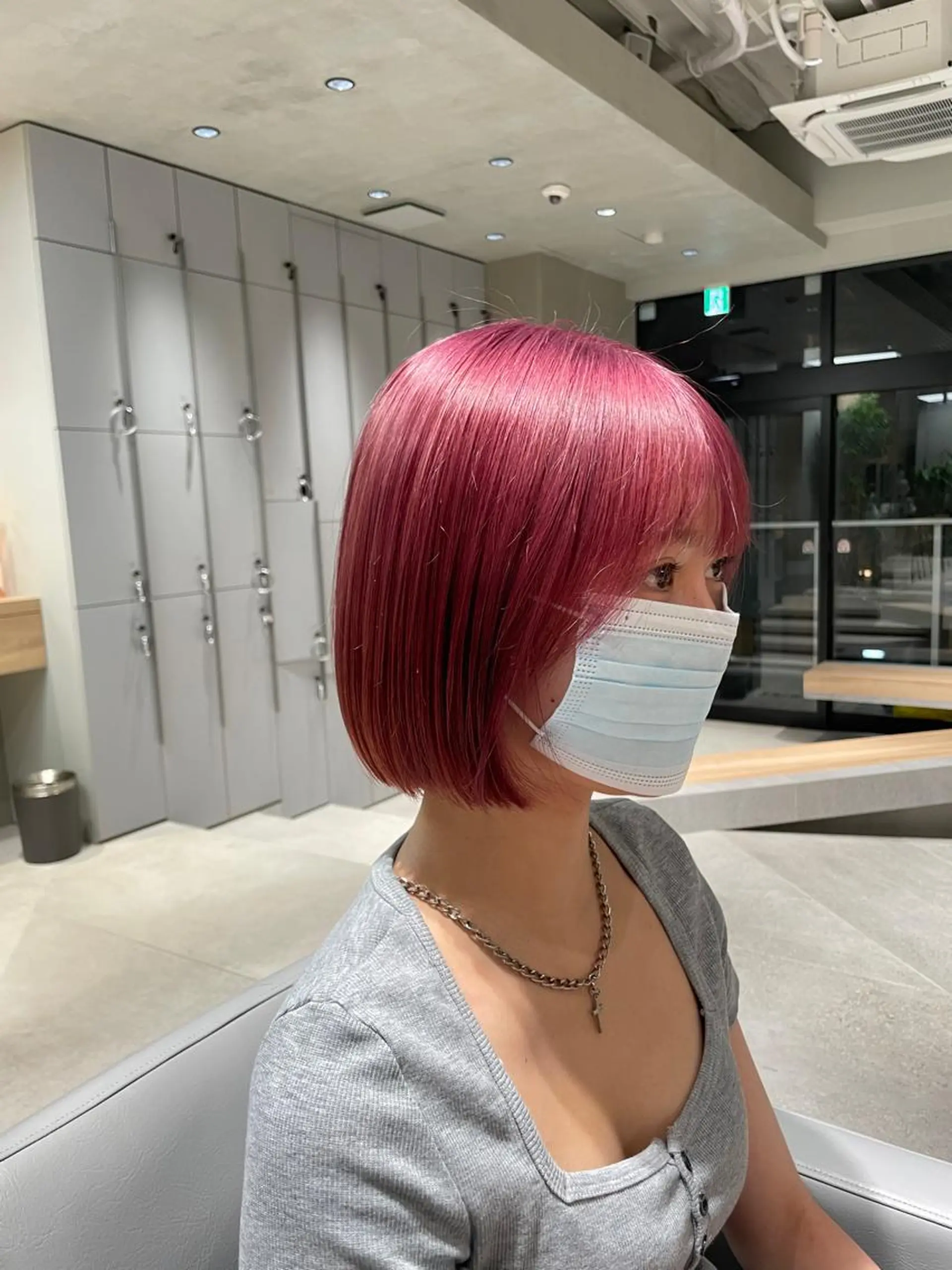 ショート カラー ハイトーンカラー/ ダブルカラー/EMIのヘアスタイル