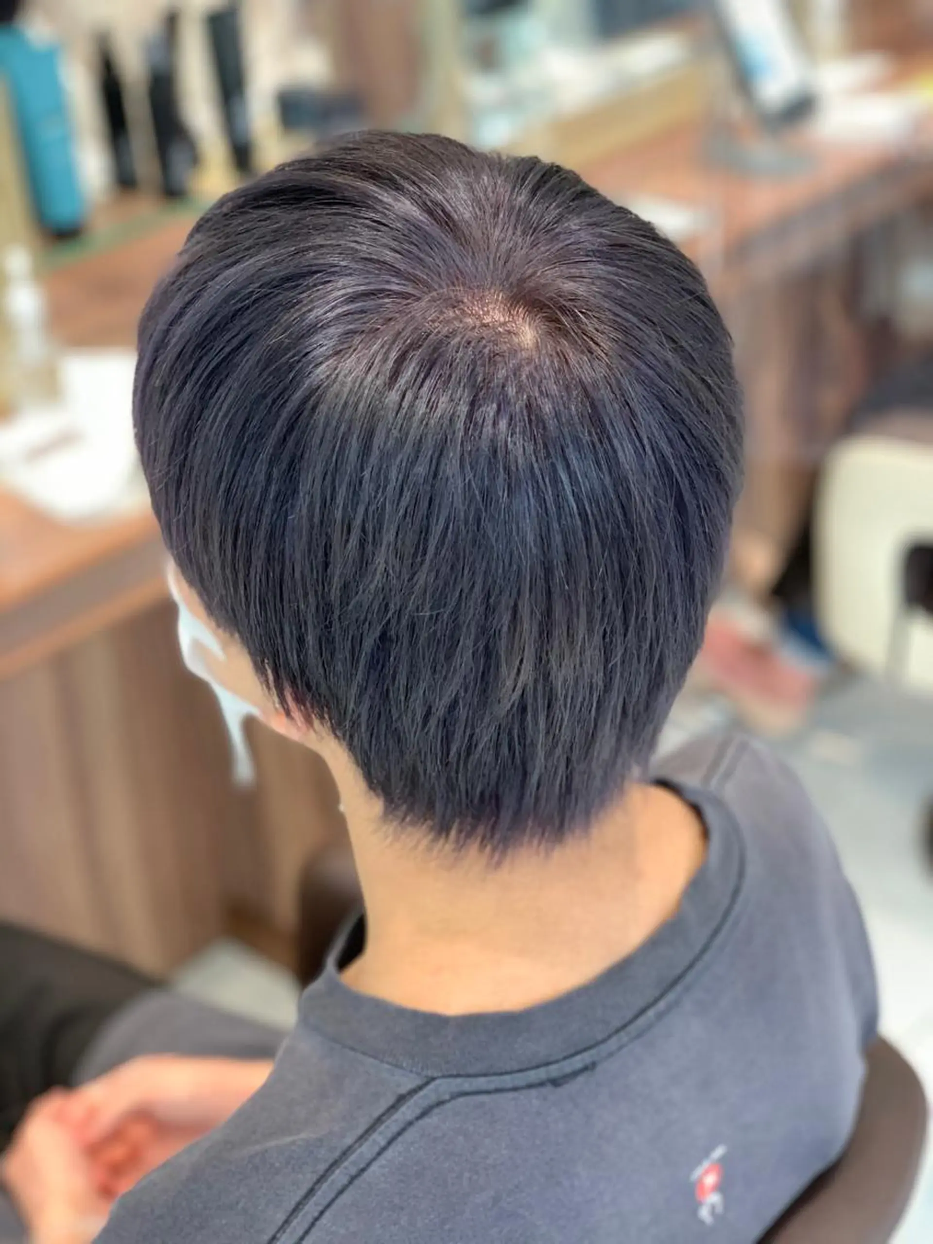 ショート カラー メンズ アッシュ ラベンダーカラー ラベンダーアッシュ カットカラーモデル 募集中店長　伊熊祐紀のヘアスタイル