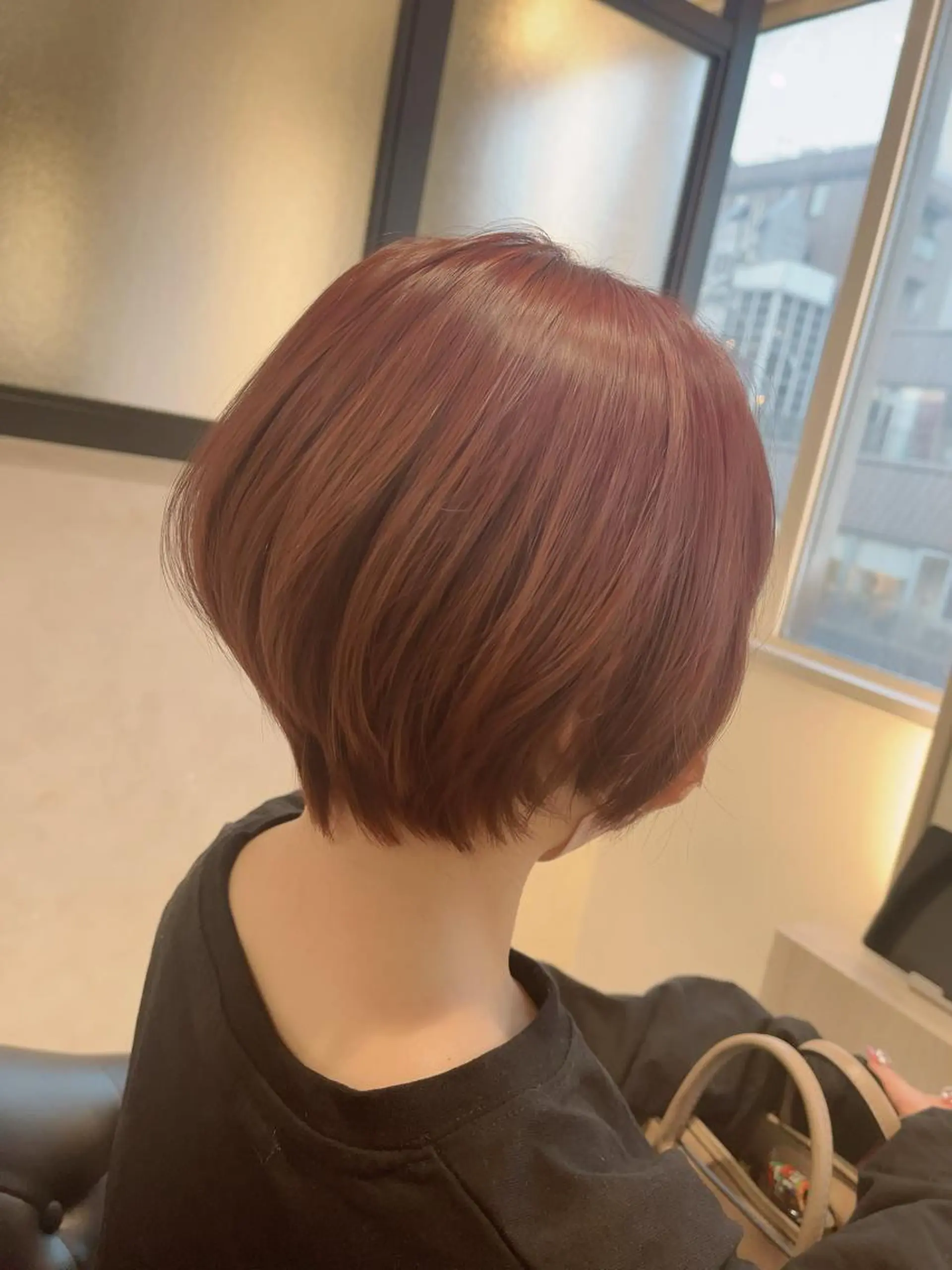 ショート カラー カット ヘアカラー トリートメント emi/髪質改善/ 韓国風/艶カラーのヘアスタイル