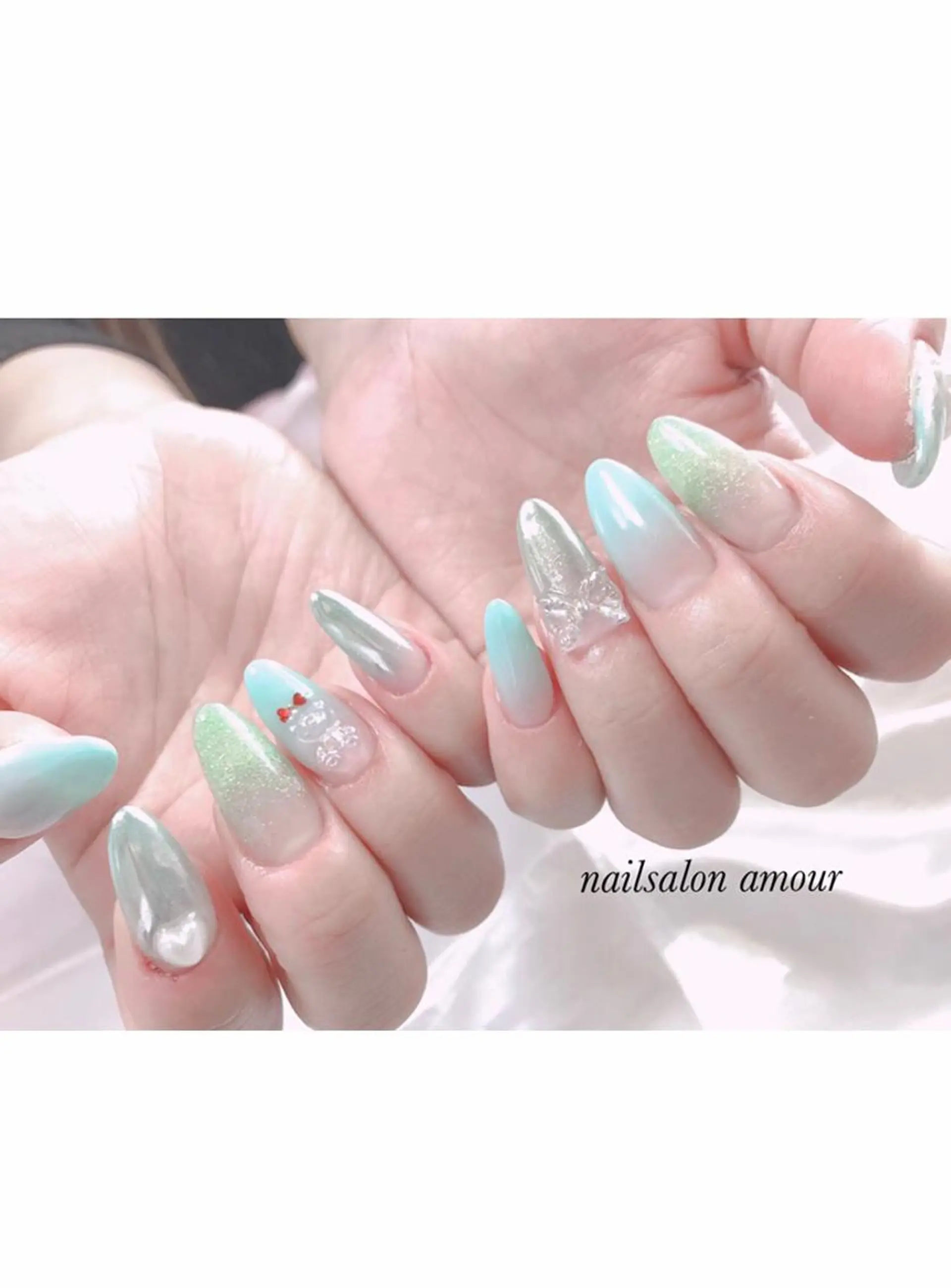 ネイル グリーン ミラーネイル nailsalon ♡amour♡のネイルデザイン