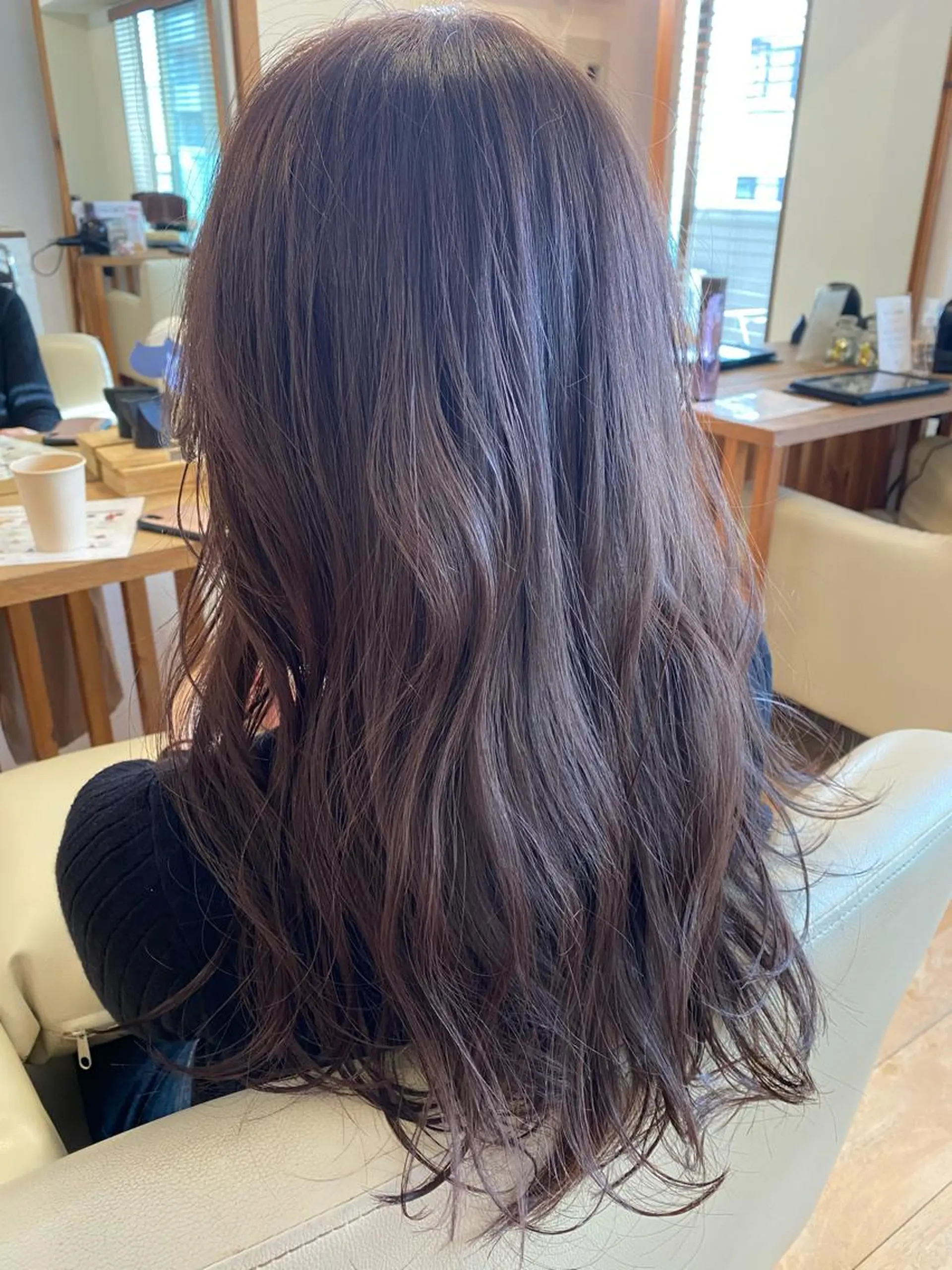 ロング カット ヘアカラー 🧡 TOMO🧡のヘアスタイル