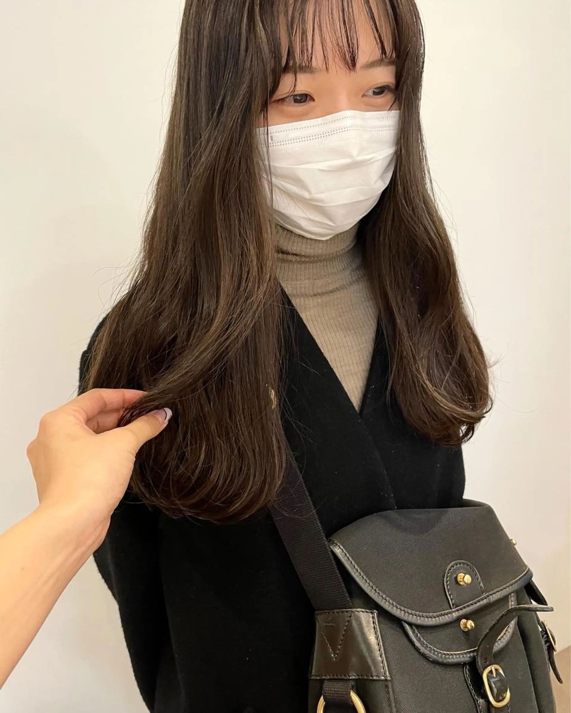 ロング カラー 佐藤 永夏のヘアスタイル