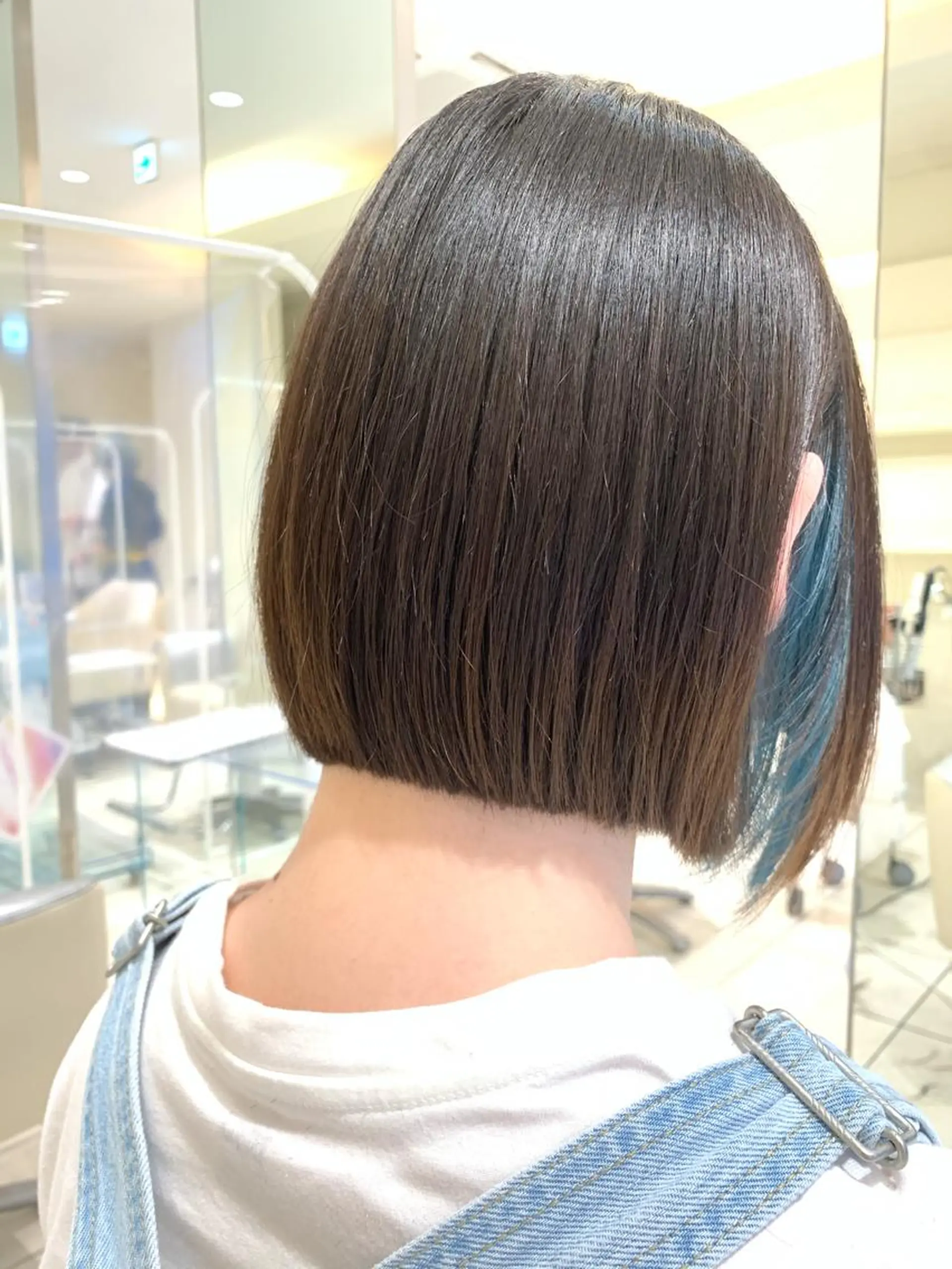 ショート MODEks eau 佐藤優志のヘアスタイル