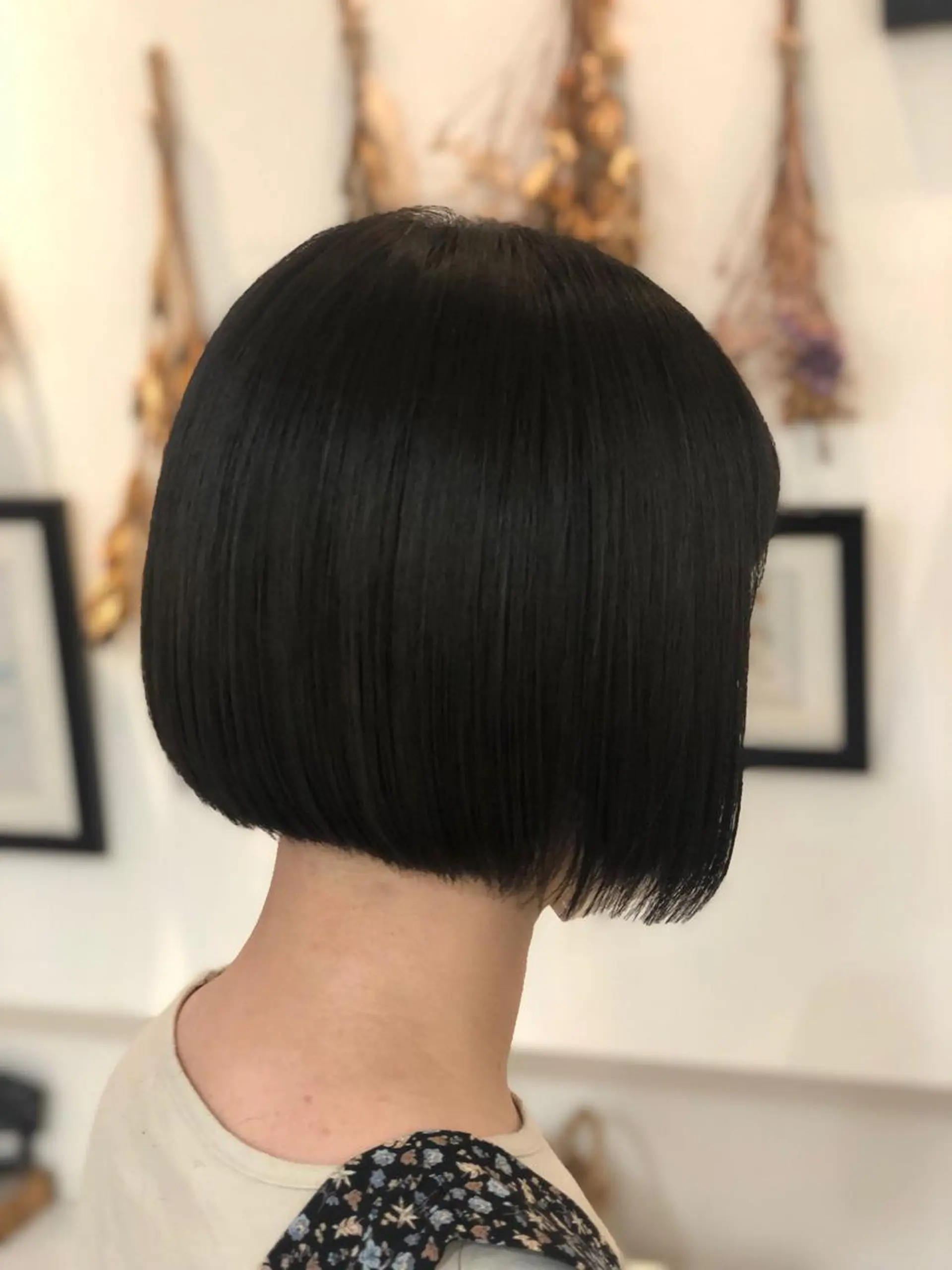 ショート 似合わせカットカラー 🌿つじおかるみのヘアスタイル