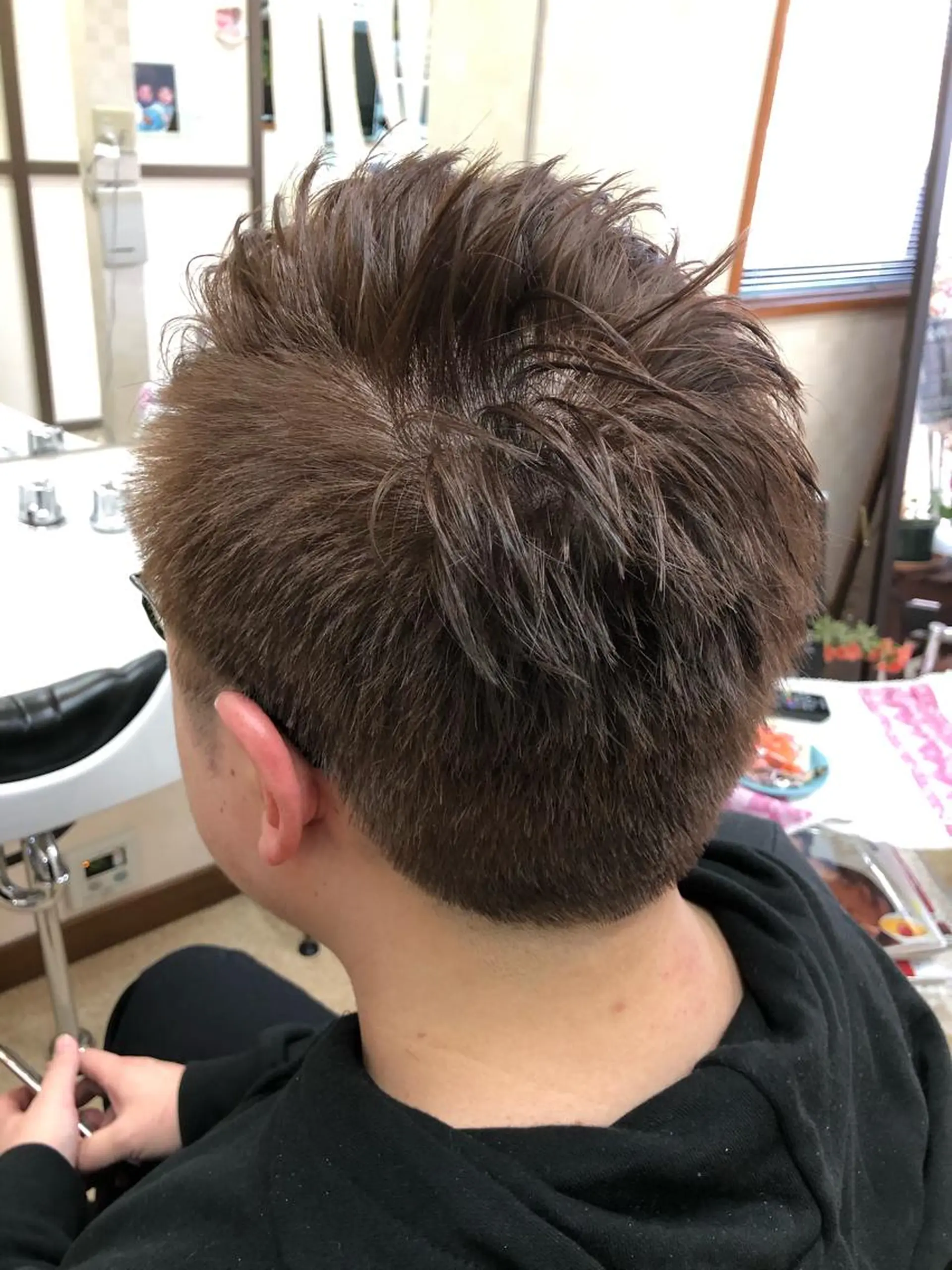 ショート カラー メンズ 石塚 浩のヘアスタイル