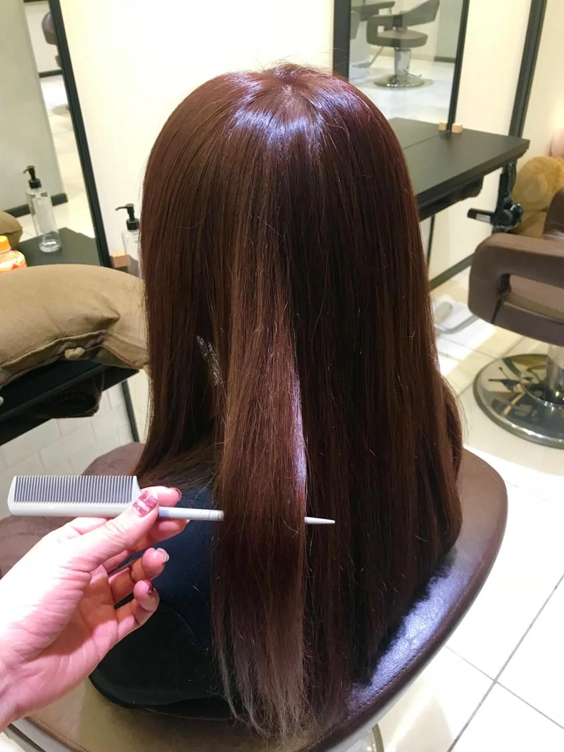セミロング カラー ブラウンカラー ピンクカラー ピンクブラウン Renatus店長 金子裕美のヘアスタイル