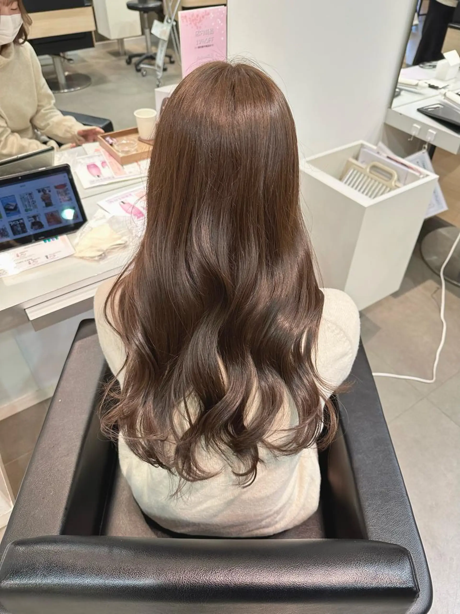 ロング カラー ショートボブ ベージュカラー ブリーチ デザインカラー グレージュ 店長/髪質改善/ ナチュラル/松若　優のヘアスタイル