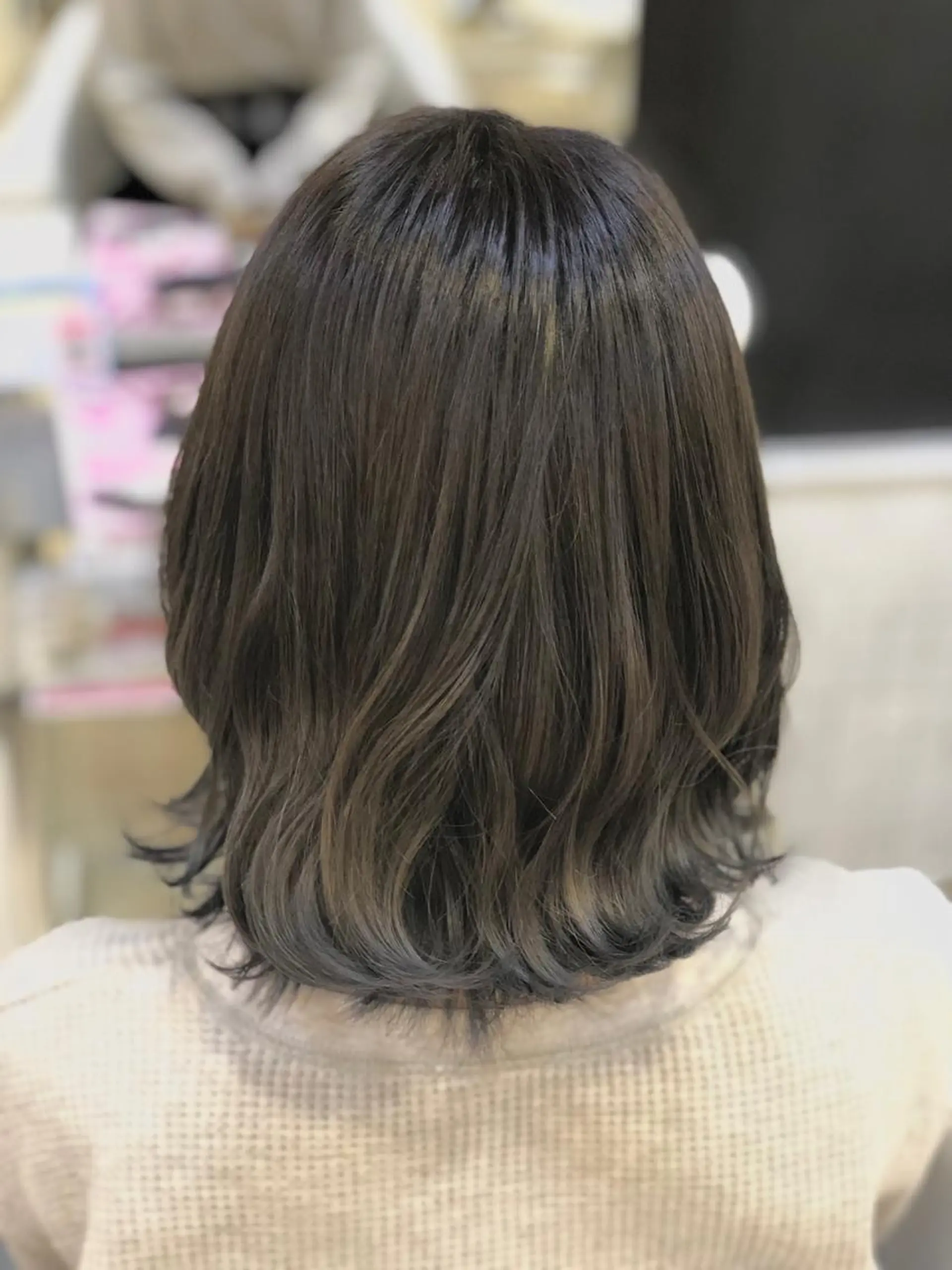 カラー 縮毛矯正　野口 恵のヘアスタイル