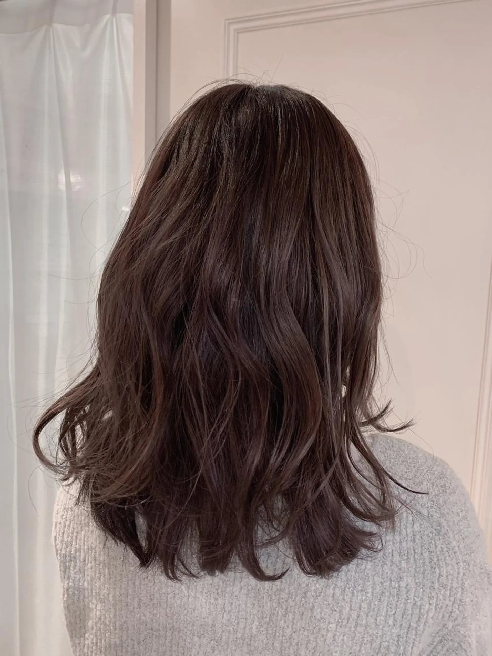 セミロング カラー パーマ 菅野 美咲のヘアスタイル