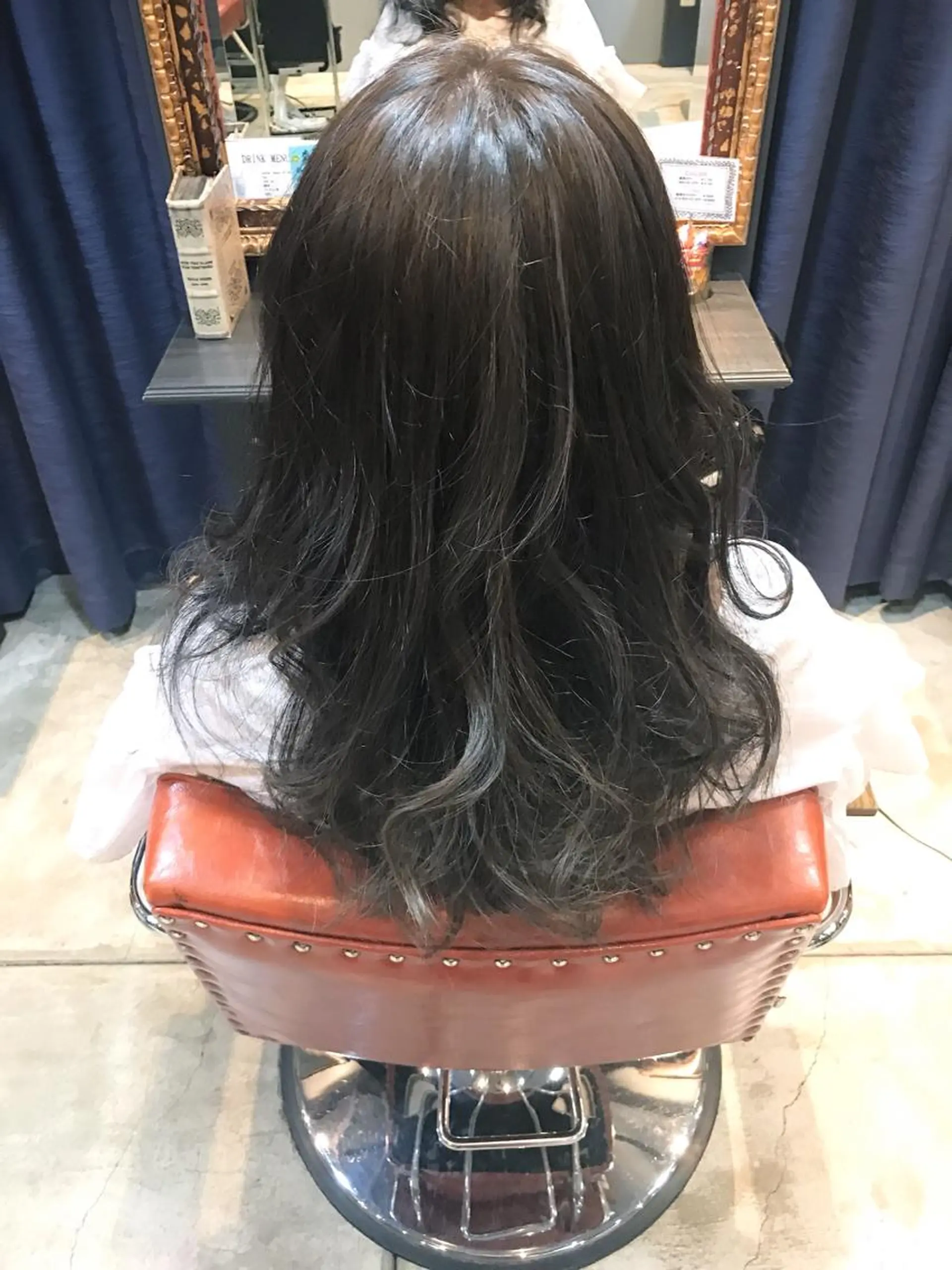 ロング カラー グレージュ ハイライトカラー ハイライト fhami 店長 髪質改善　DAITOのヘアスタイル