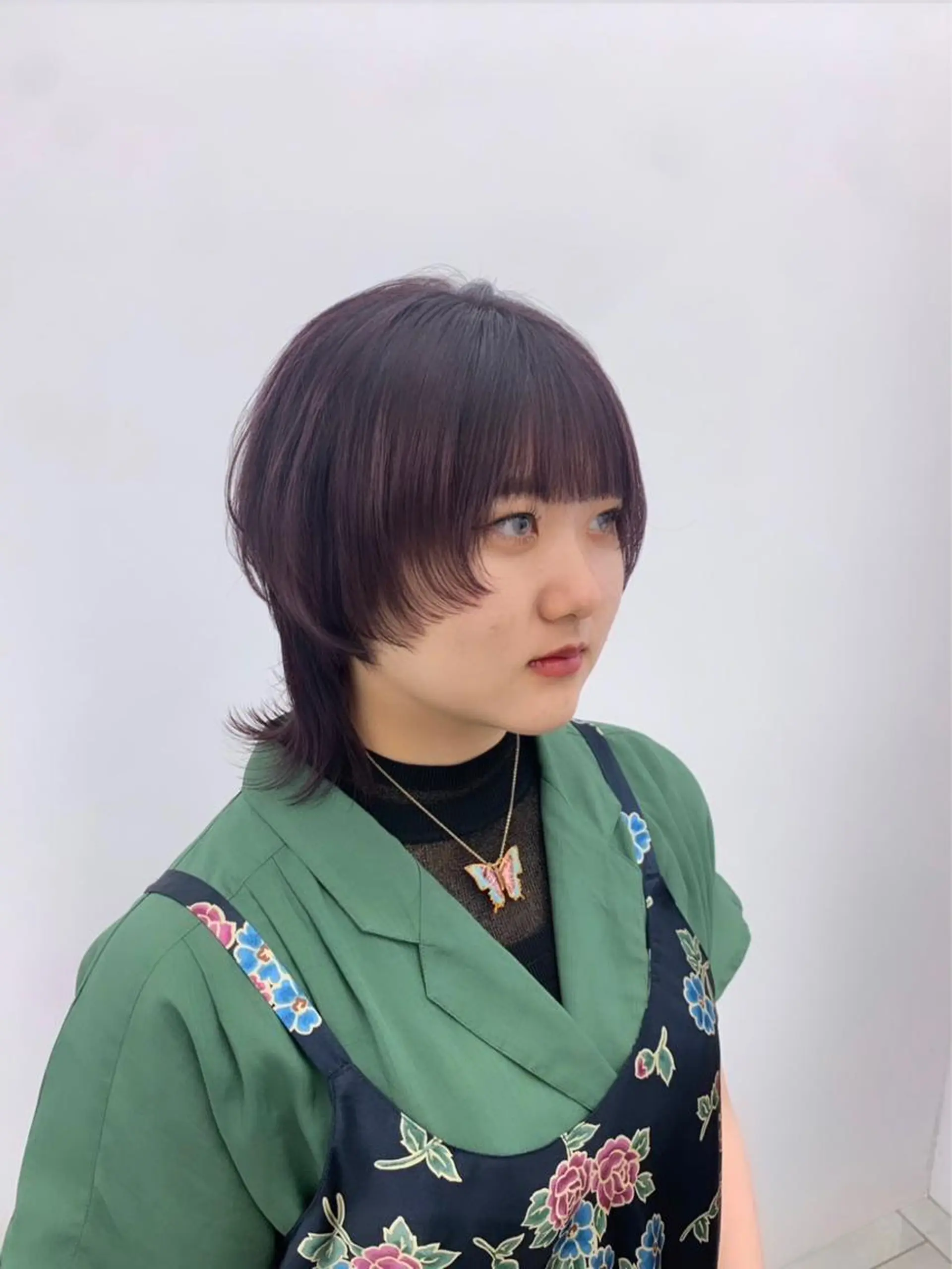 ショート カラー パープルカラー ブリーチカラー ちゅりCOA🌙のヘアスタイル